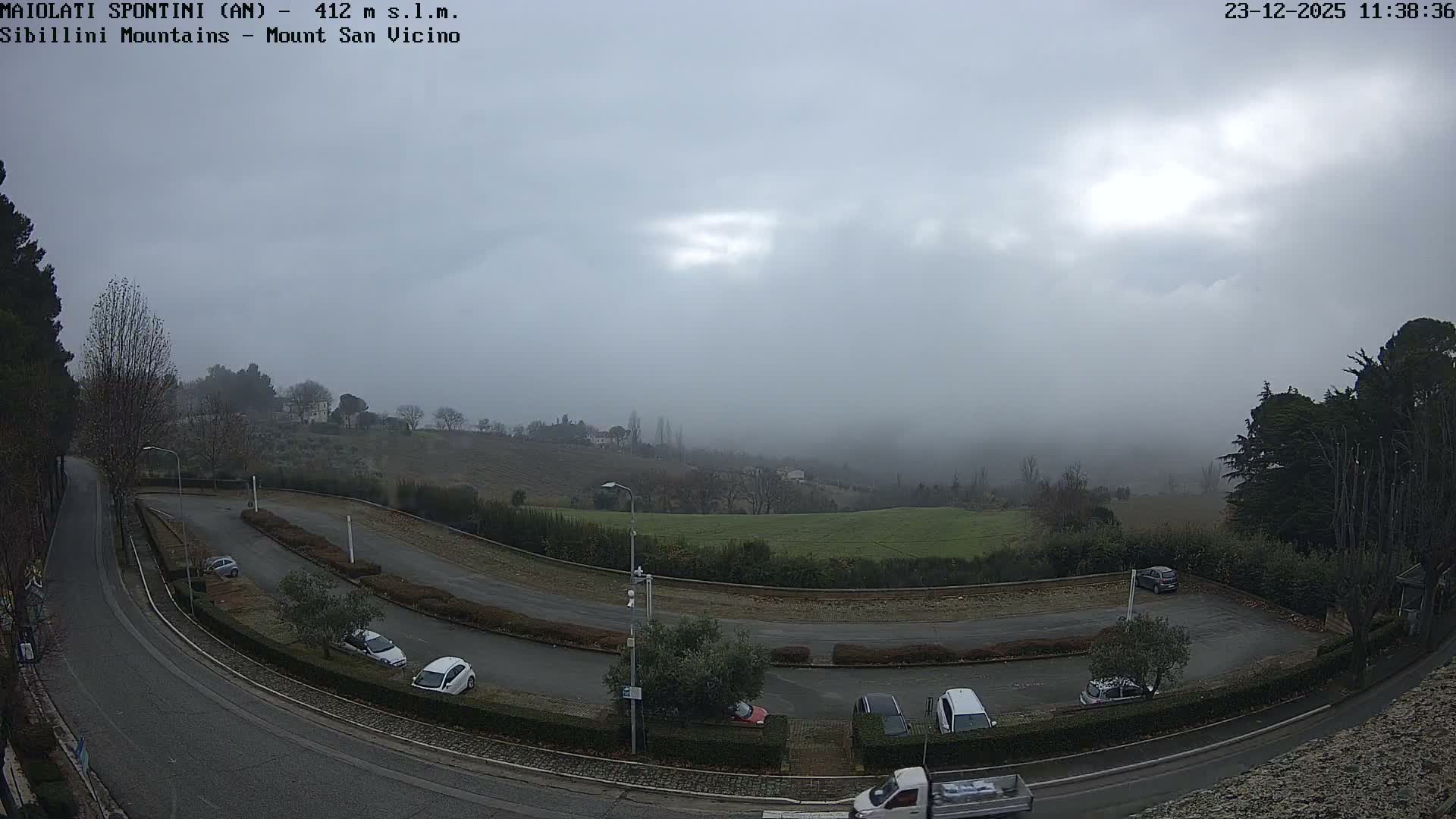 Mount Sibillini & San Vicino Live Cam - Maiolati Spontini, Marche, Italy