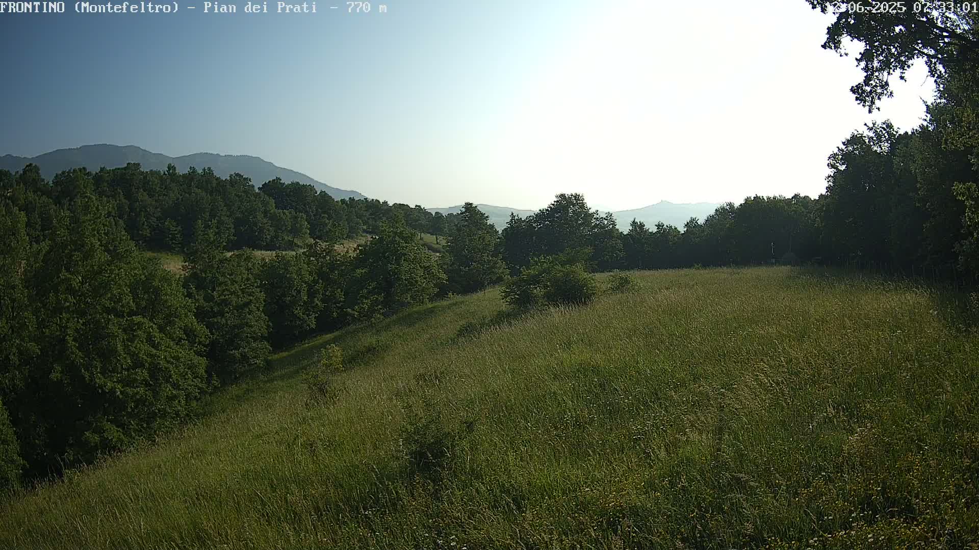 Pian dei Prati, Mount Carpegna Live Cam - Carpegna, Marche, Italy