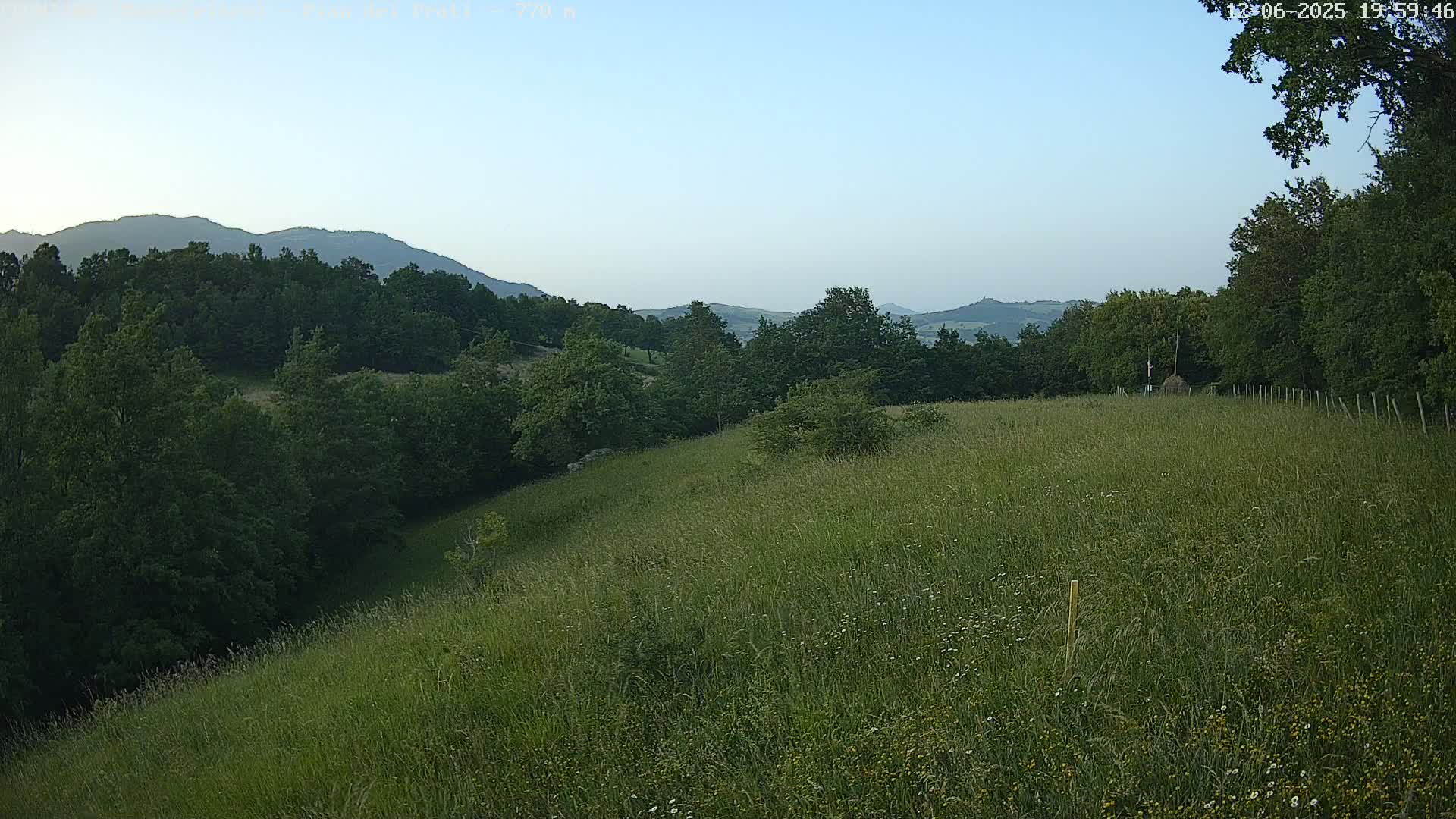 Pian dei Prati, Mount Carpegna Live Cam - Carpegna, Marche, Italy