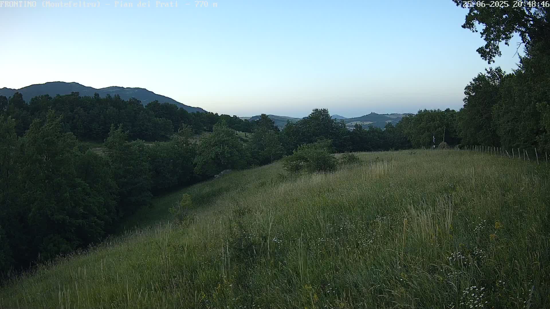 Pian dei Prati, Mount Carpegna Live Cam - Carpegna, Marche, Italy