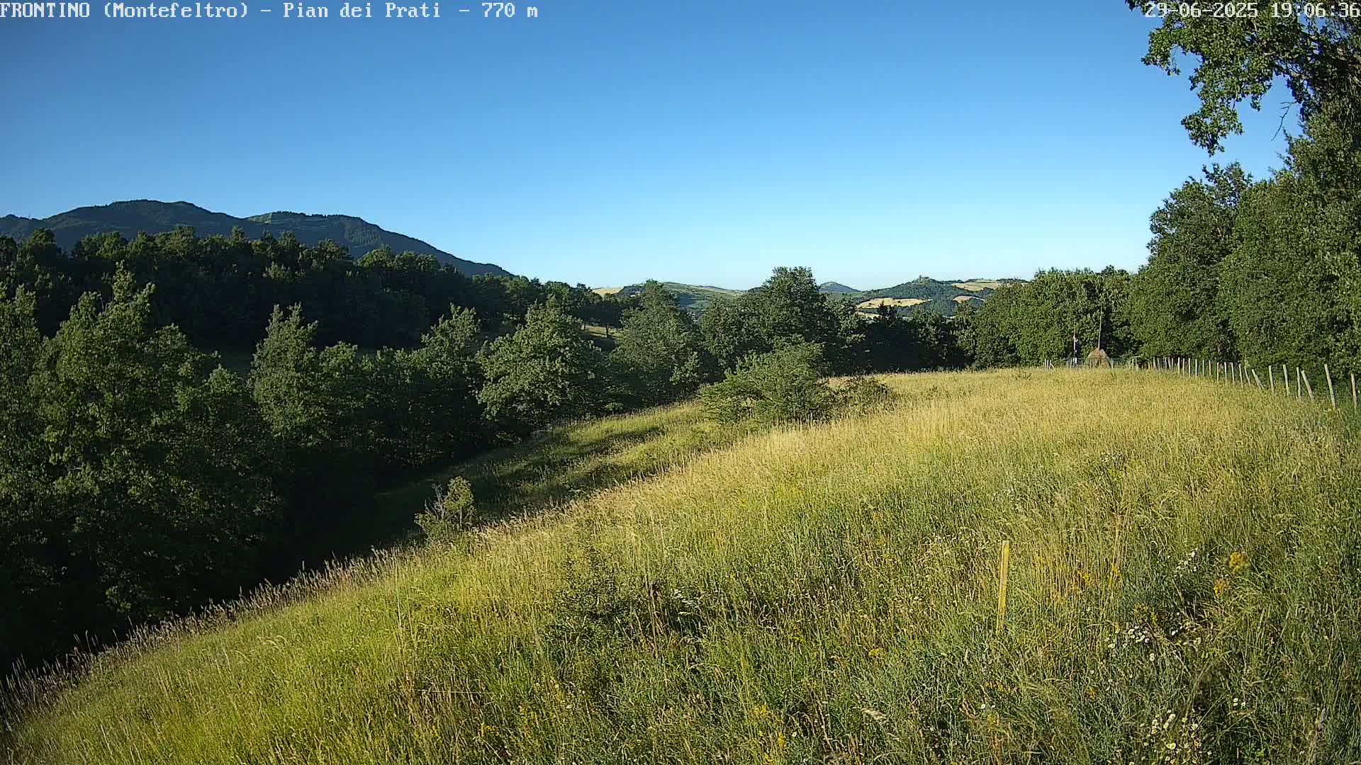 Pian dei Prati, Mount Carpegna Live Cam - Carpegna, Marche, Italy