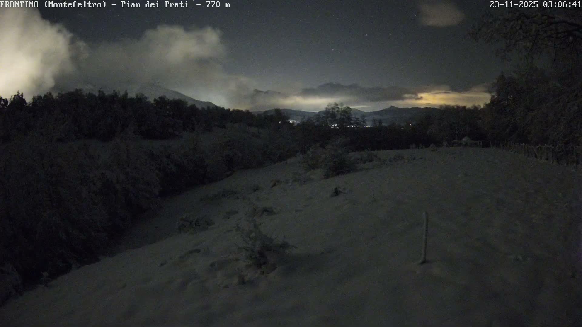 Pian dei Prati, Mount Carpegna Live Cam - Carpegna, Marche, Italy
