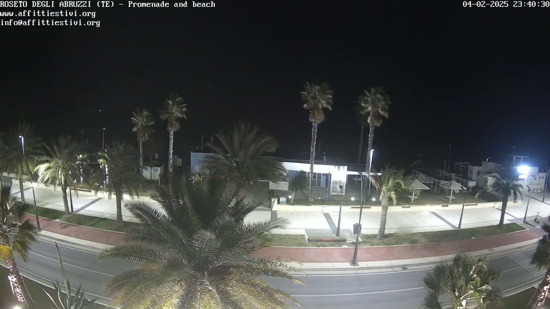 Roseto degli Abruzzi Beach Live Cam - Abruzzo, Italy