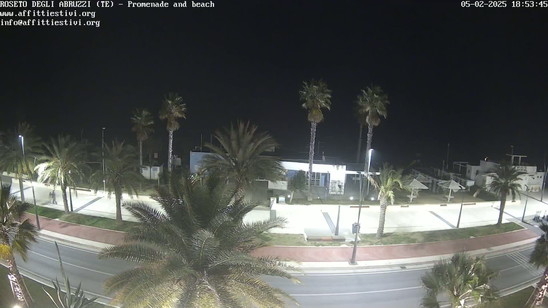 Roseto degli Abruzzi Beach Live Cam - Abruzzo, Italy