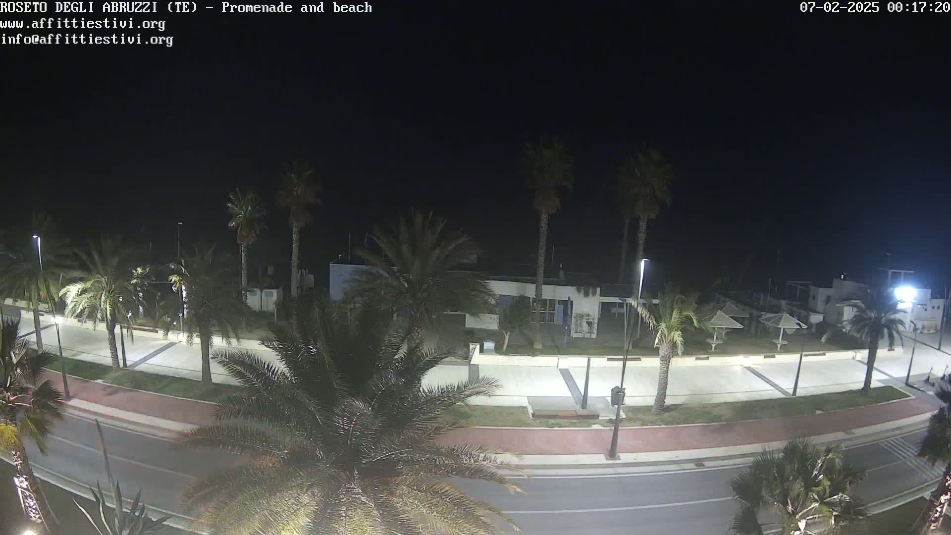 Roseto degli Abruzzi Beach Live Cam - Abruzzo, Italy