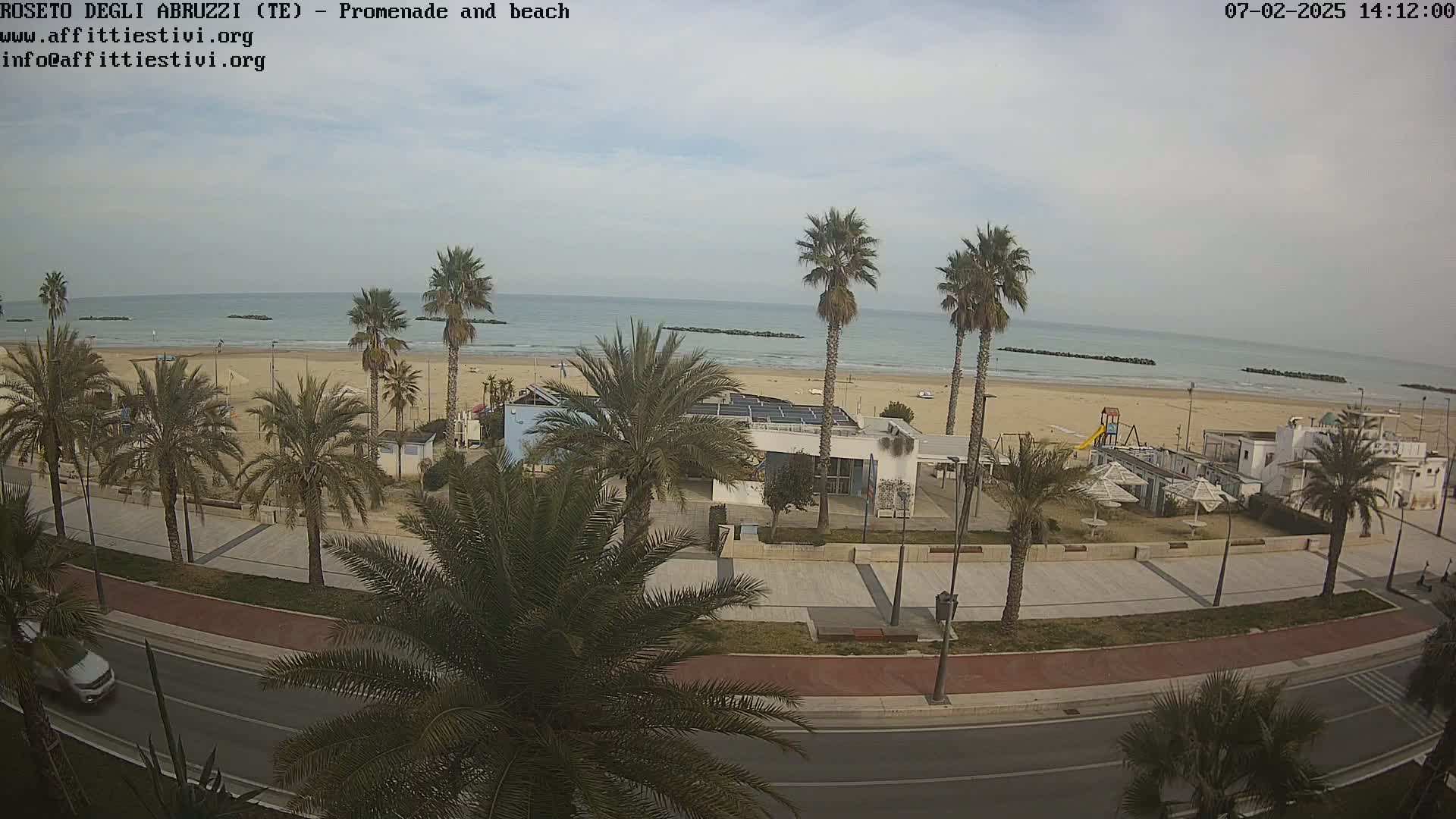 Roseto degli Abruzzi Beach Live Cam - Abruzzo, Italy
