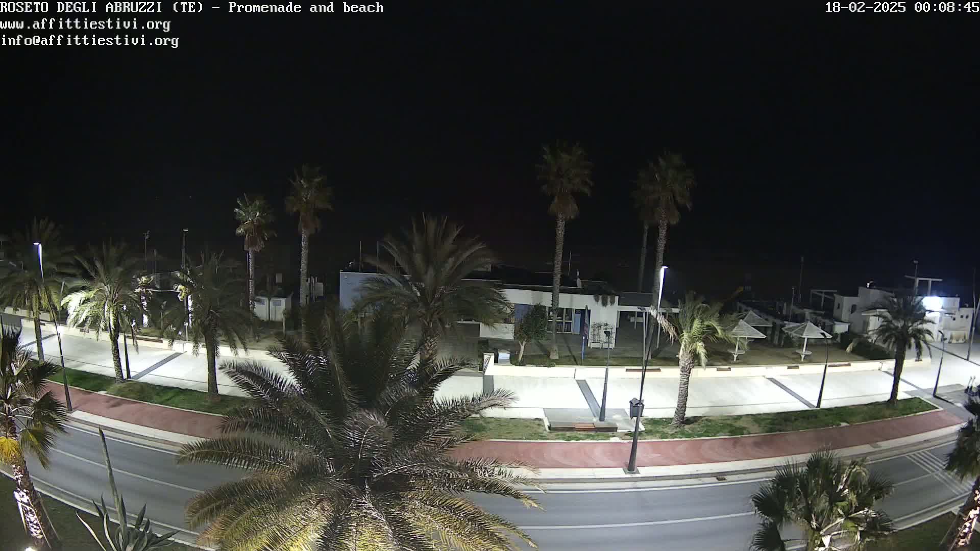 Roseto degli Abruzzi Beach Live Cam - Abruzzo, Italy
