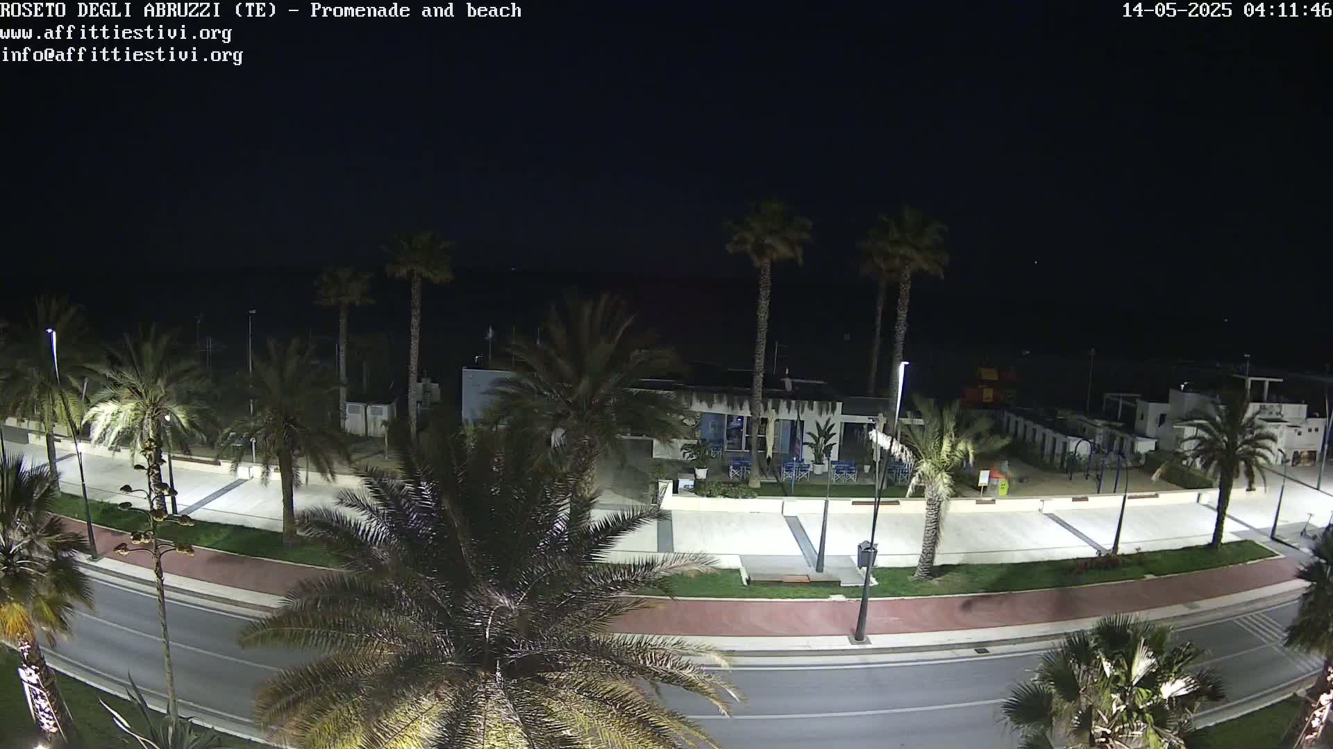 Roseto degli Abruzzi Beach Live Cam - Abruzzo, Italy