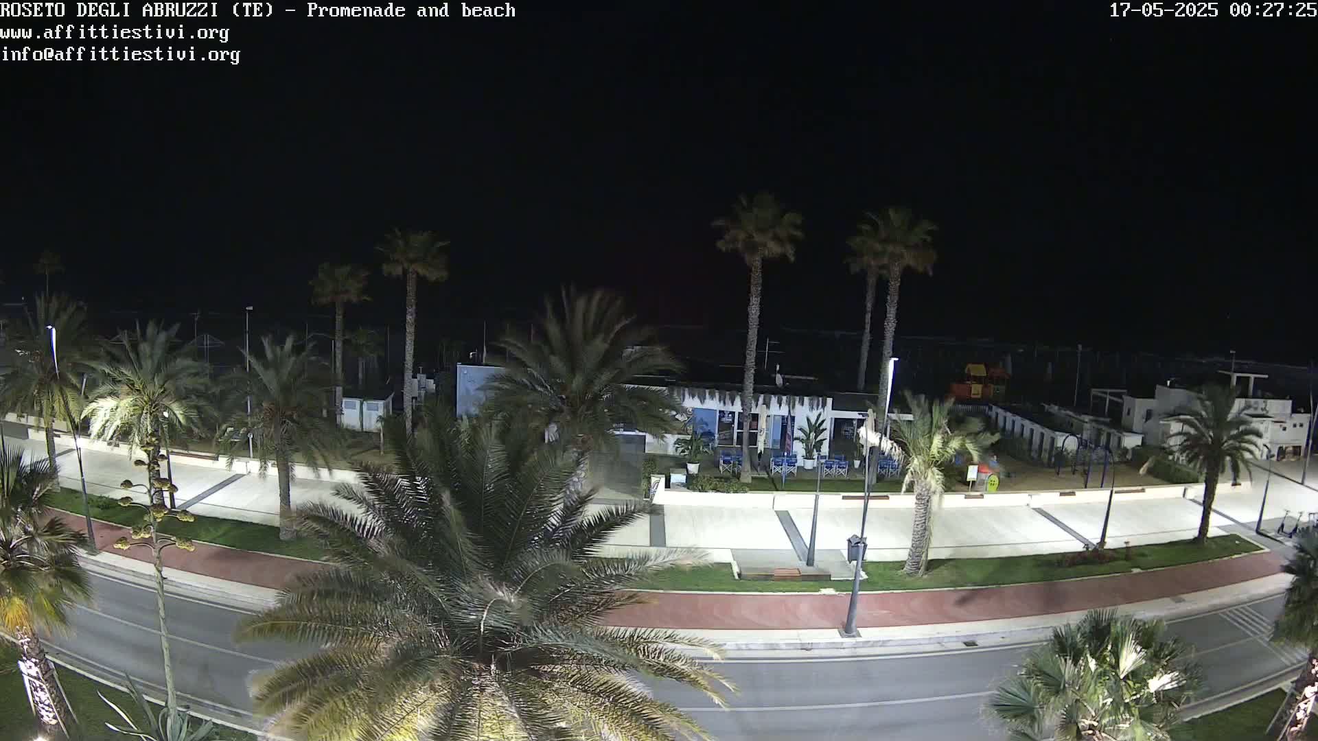 Roseto degli Abruzzi Beach Live Cam - Abruzzo, Italy