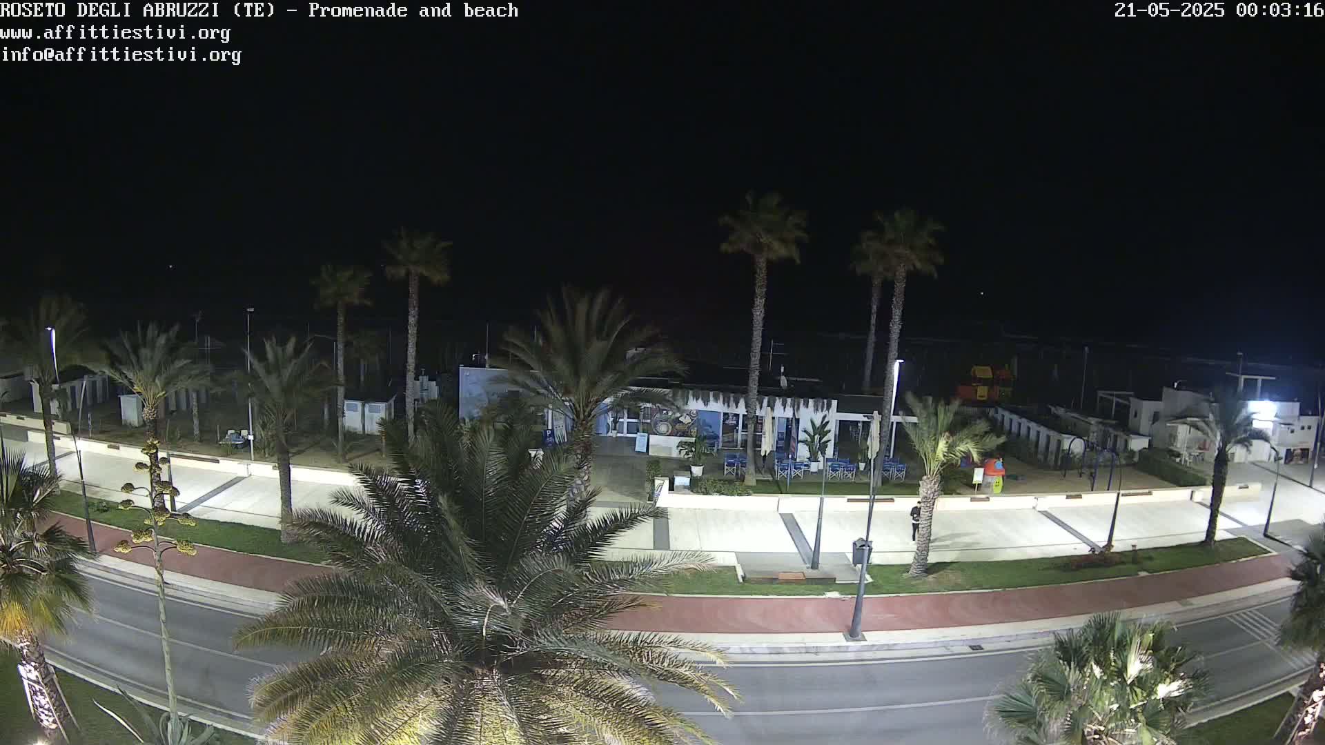 Roseto degli Abruzzi Beach Live Cam - Abruzzo, Italy