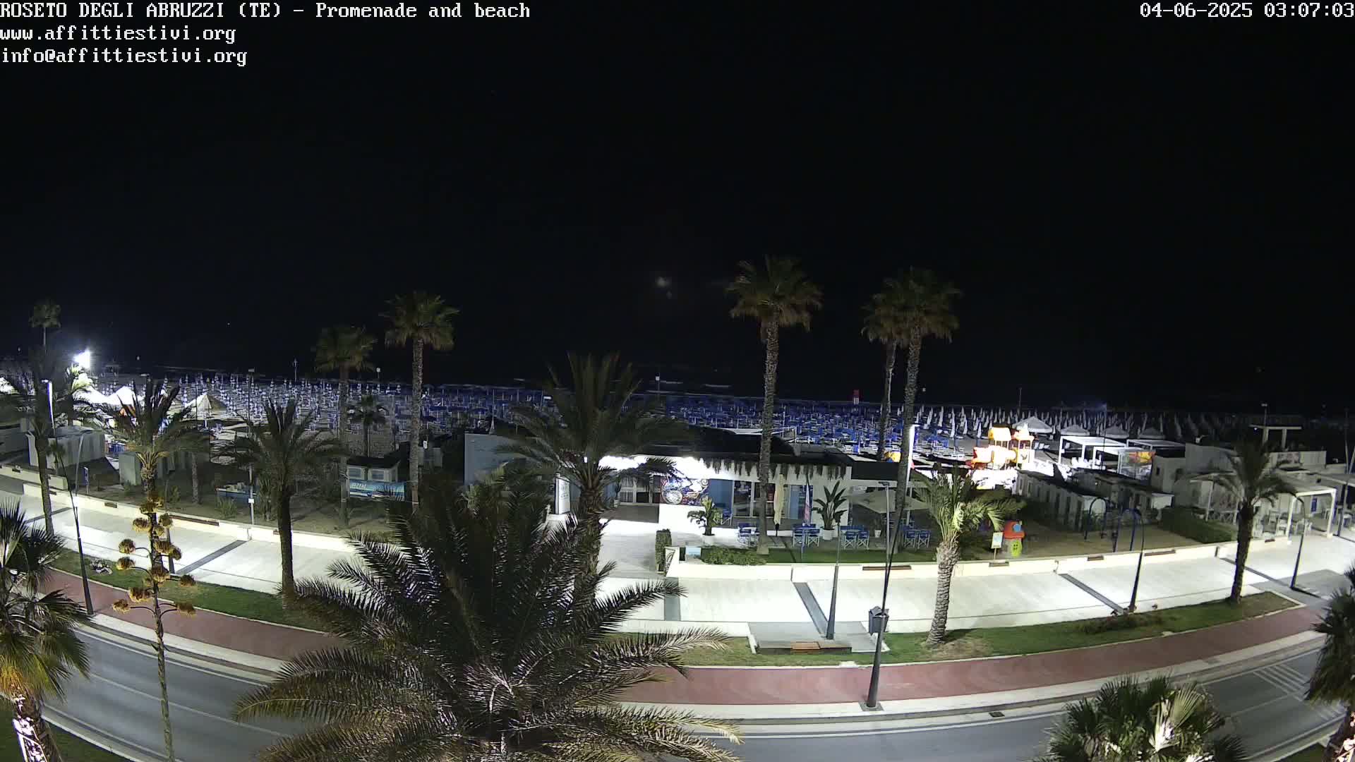 Roseto degli Abruzzi Beach Live Cam - Abruzzo, Italy