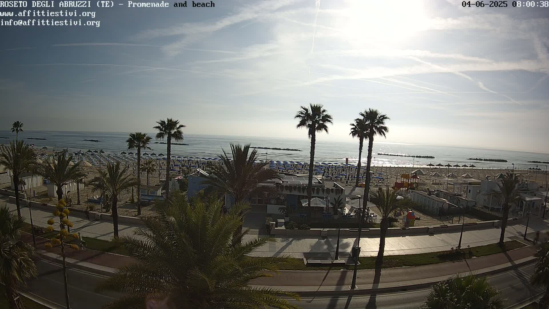 Roseto degli Abruzzi Beach Live Cam - Abruzzo, Italy
