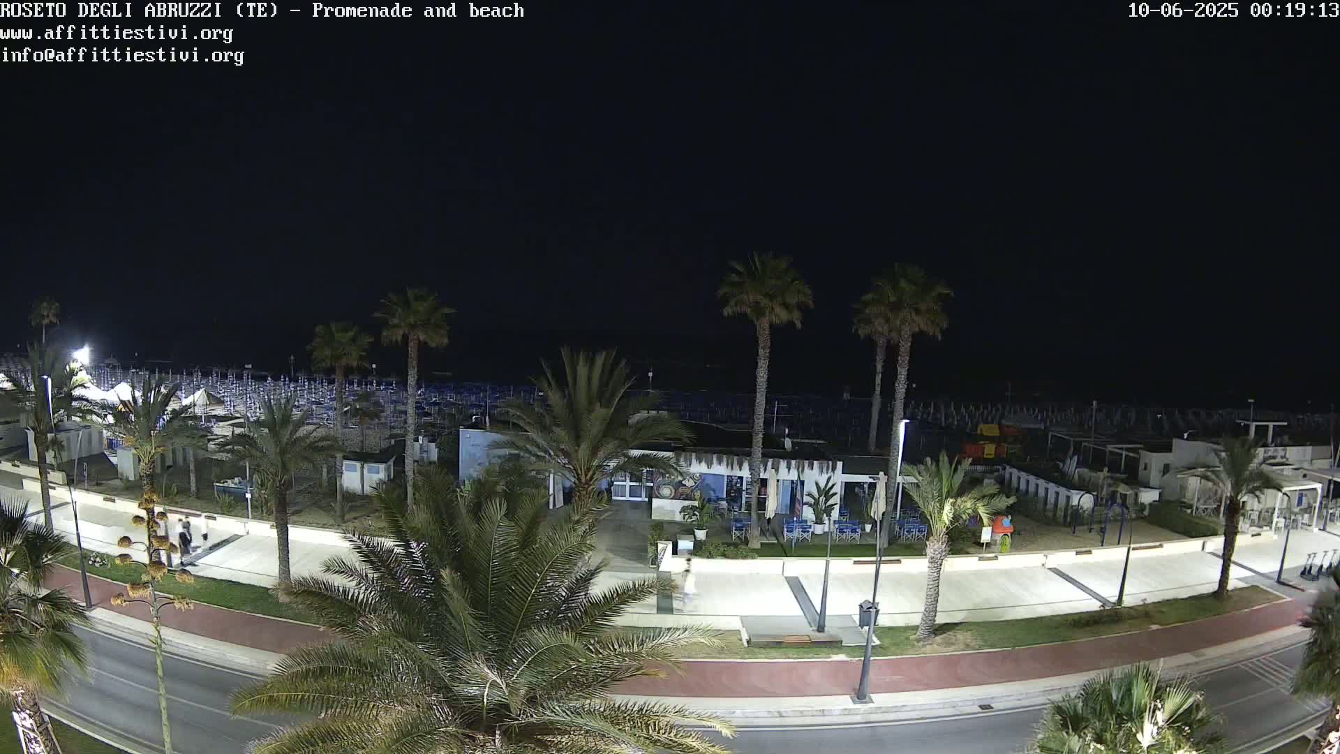Roseto degli Abruzzi Beach Live Cam - Abruzzo, Italy