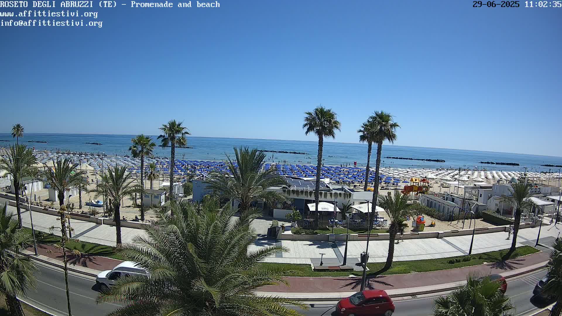 Roseto degli Abruzzi Beach Live Cam - Abruzzo, Italy