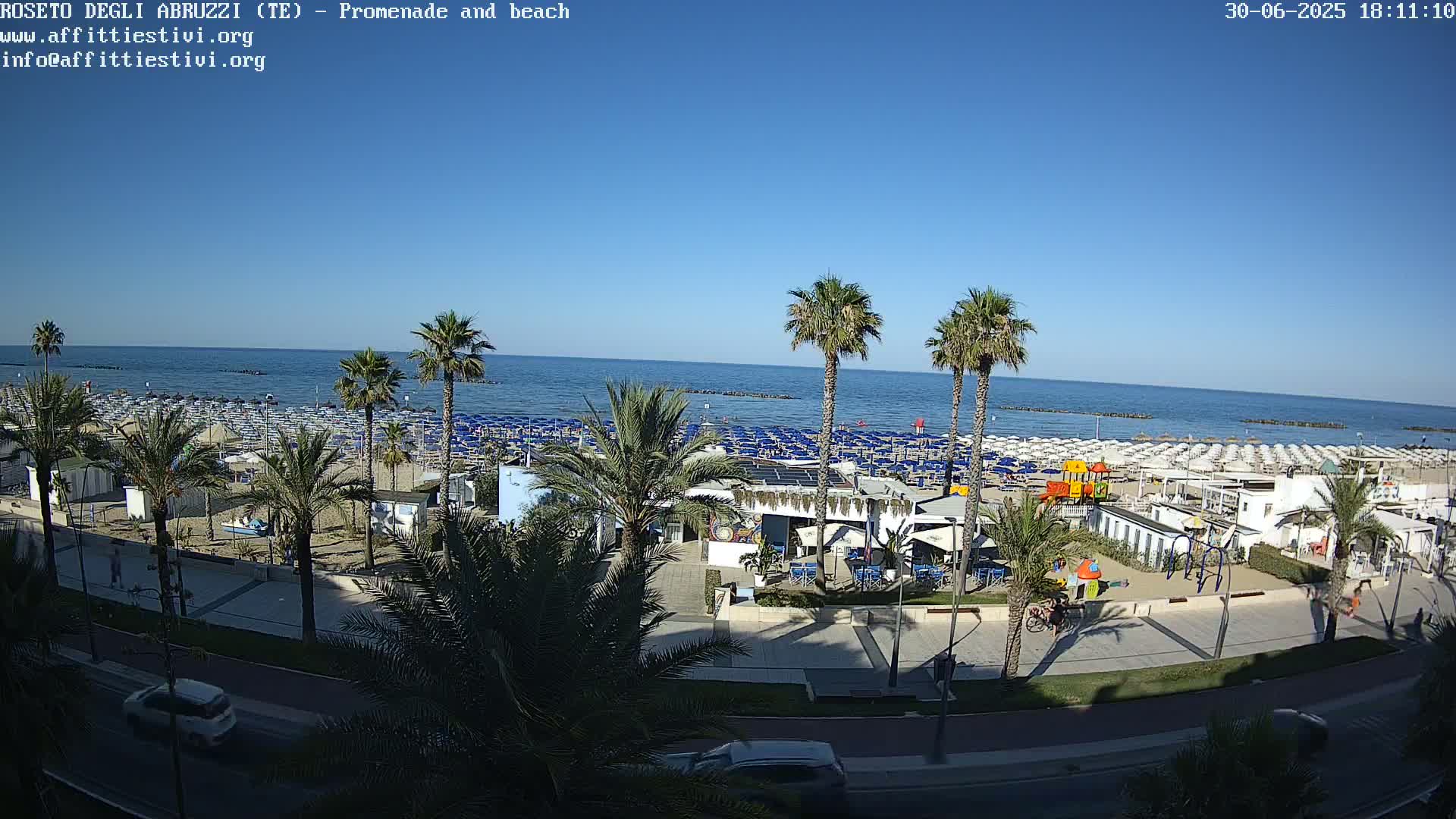 Roseto degli Abruzzi Beach Live Cam - Abruzzo, Italy