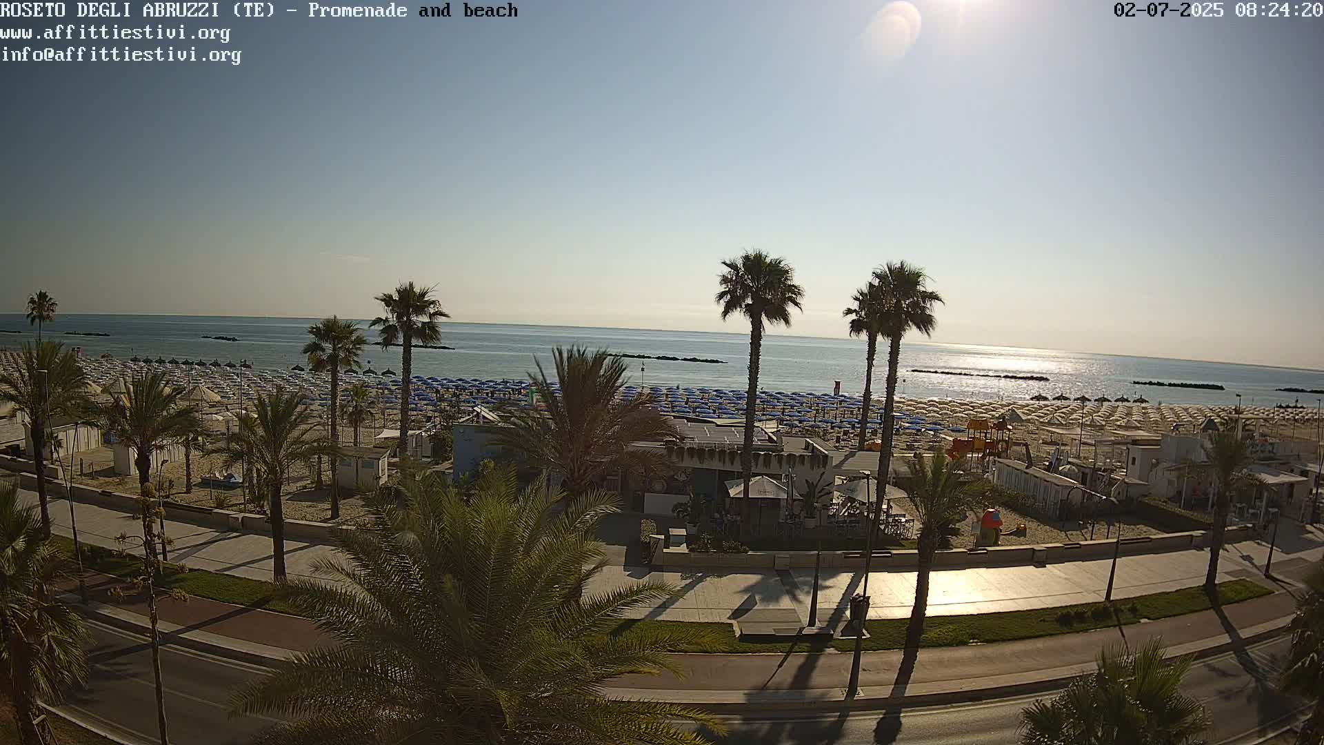 Roseto degli Abruzzi Beach Live Cam - Abruzzo, Italy