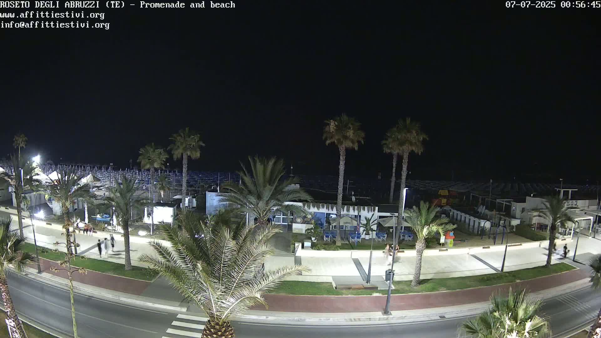 Roseto degli Abruzzi Beach Live Cam - Abruzzo, Italy