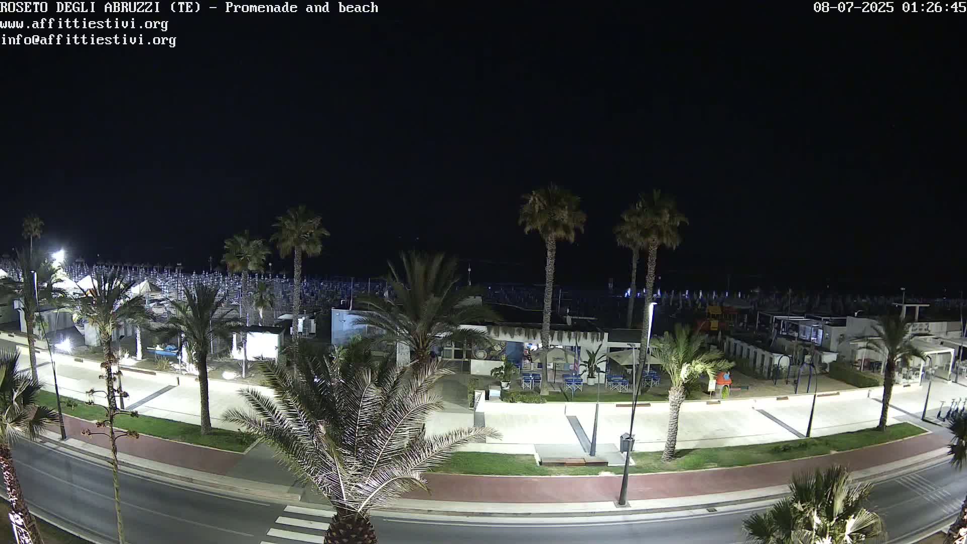 Roseto degli Abruzzi Beach Live Cam - Abruzzo, Italy
