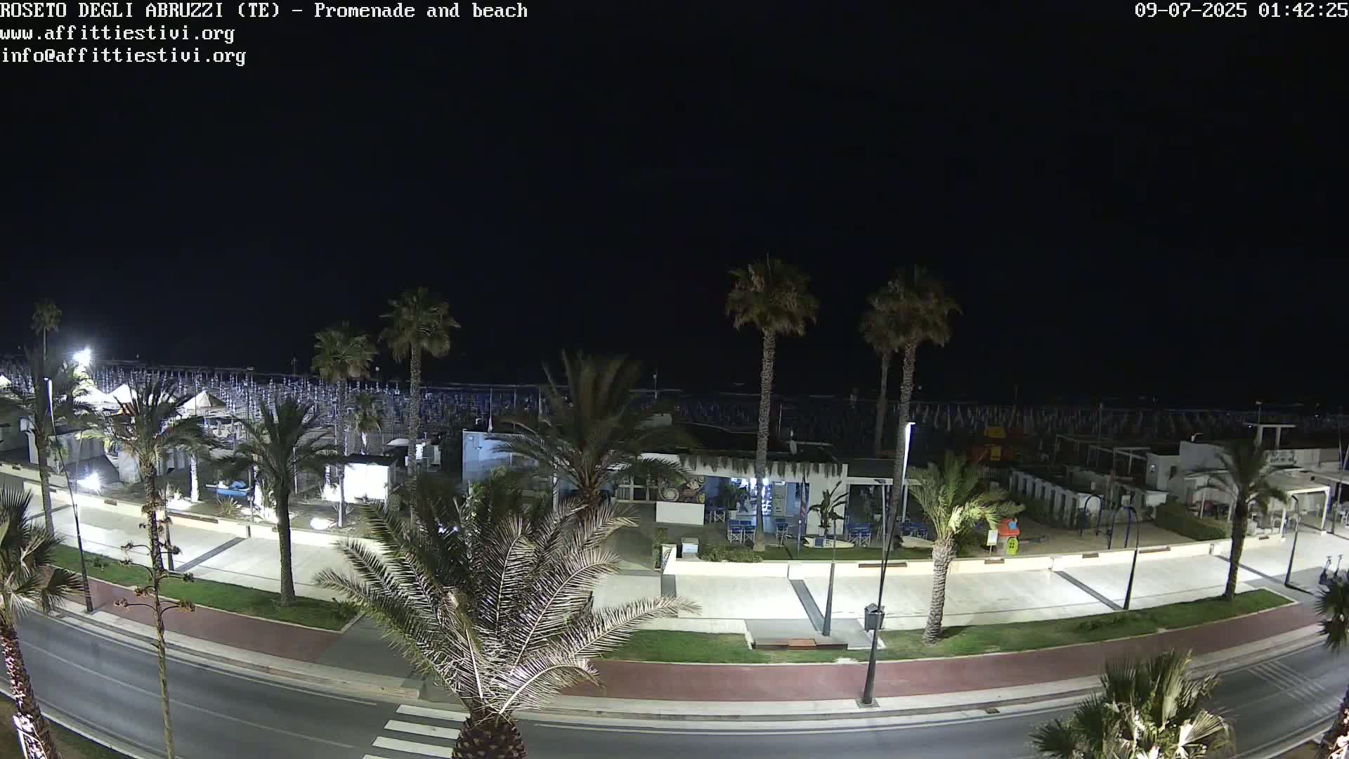 Roseto degli Abruzzi Beach Live Cam - Abruzzo, Italy