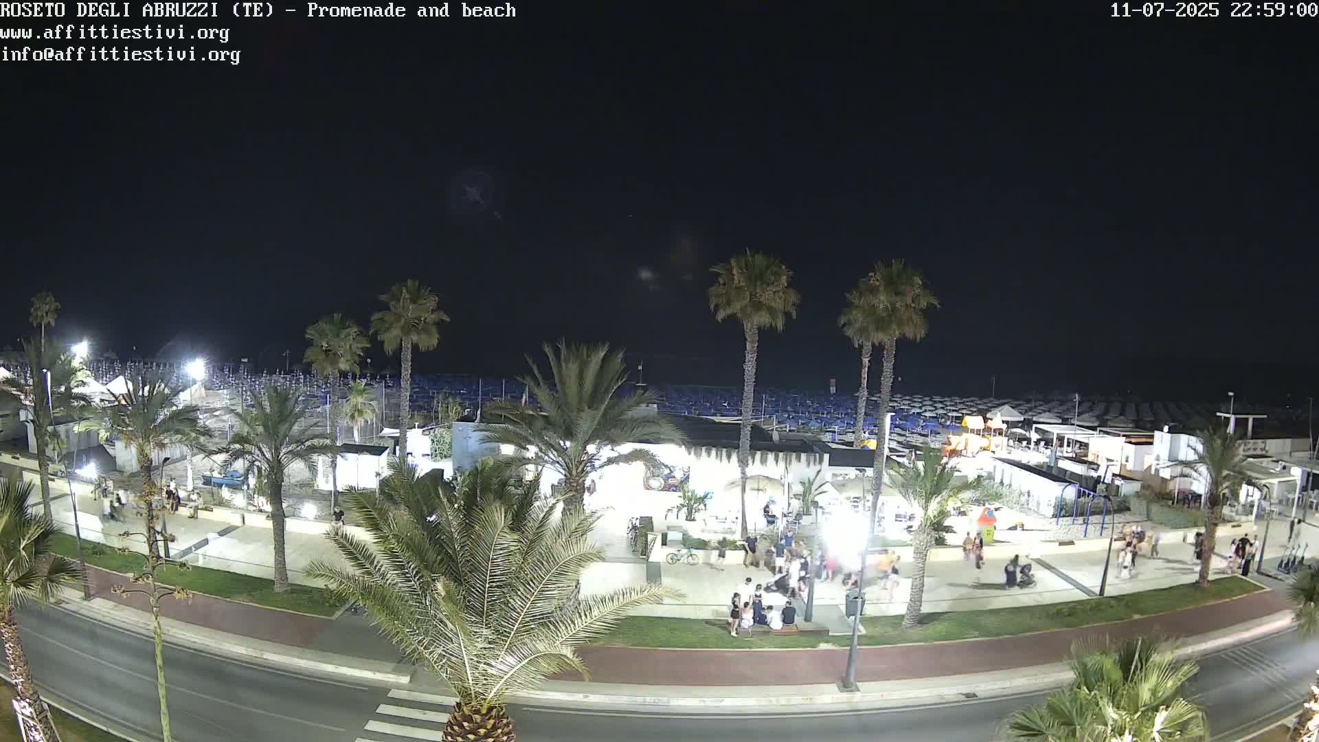 Roseto degli Abruzzi Beach Live Cam - Abruzzo, Italy