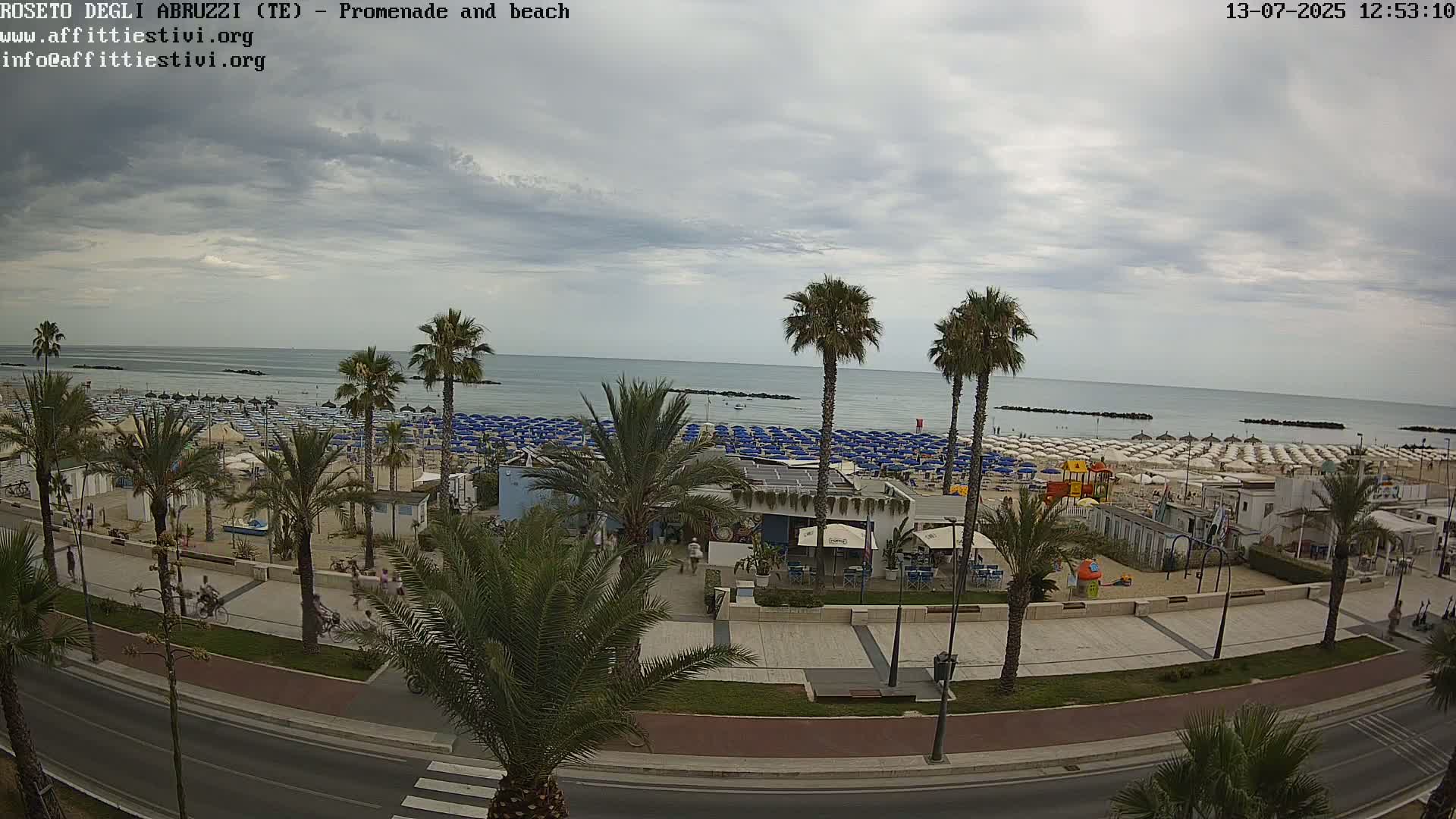 Roseto degli Abruzzi Beach Live Cam - Abruzzo, Italy