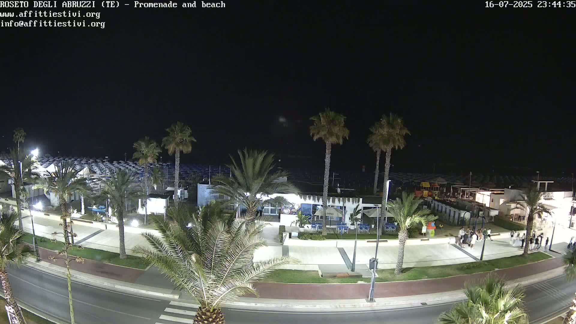Roseto degli Abruzzi Beach Live Cam - Abruzzo, Italy