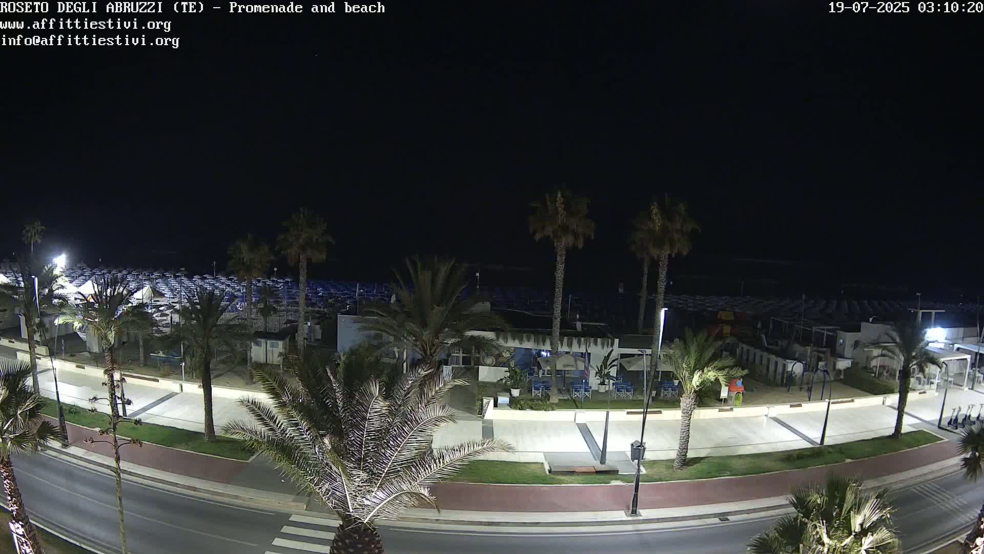 Roseto degli Abruzzi Beach Live Cam - Abruzzo, Italy