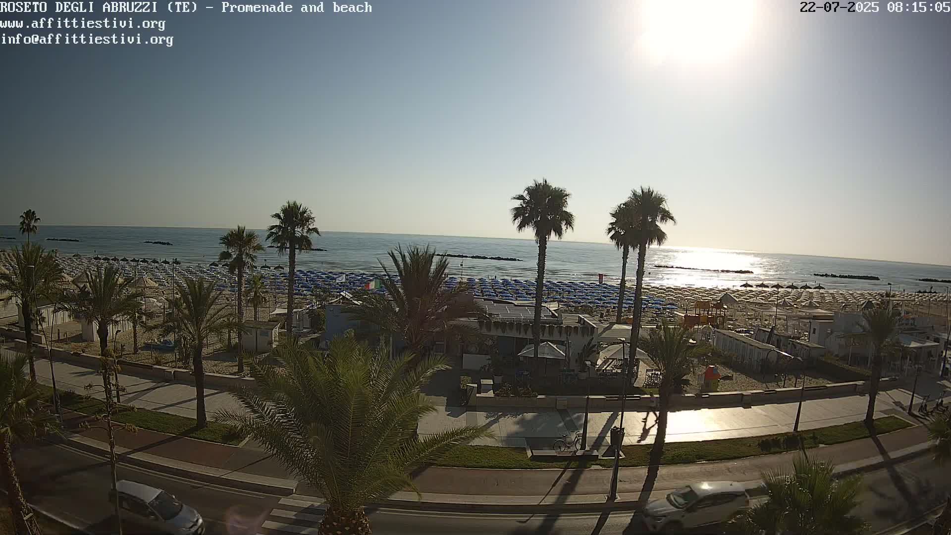 Roseto degli Abruzzi Beach Live Cam - Abruzzo, Italy