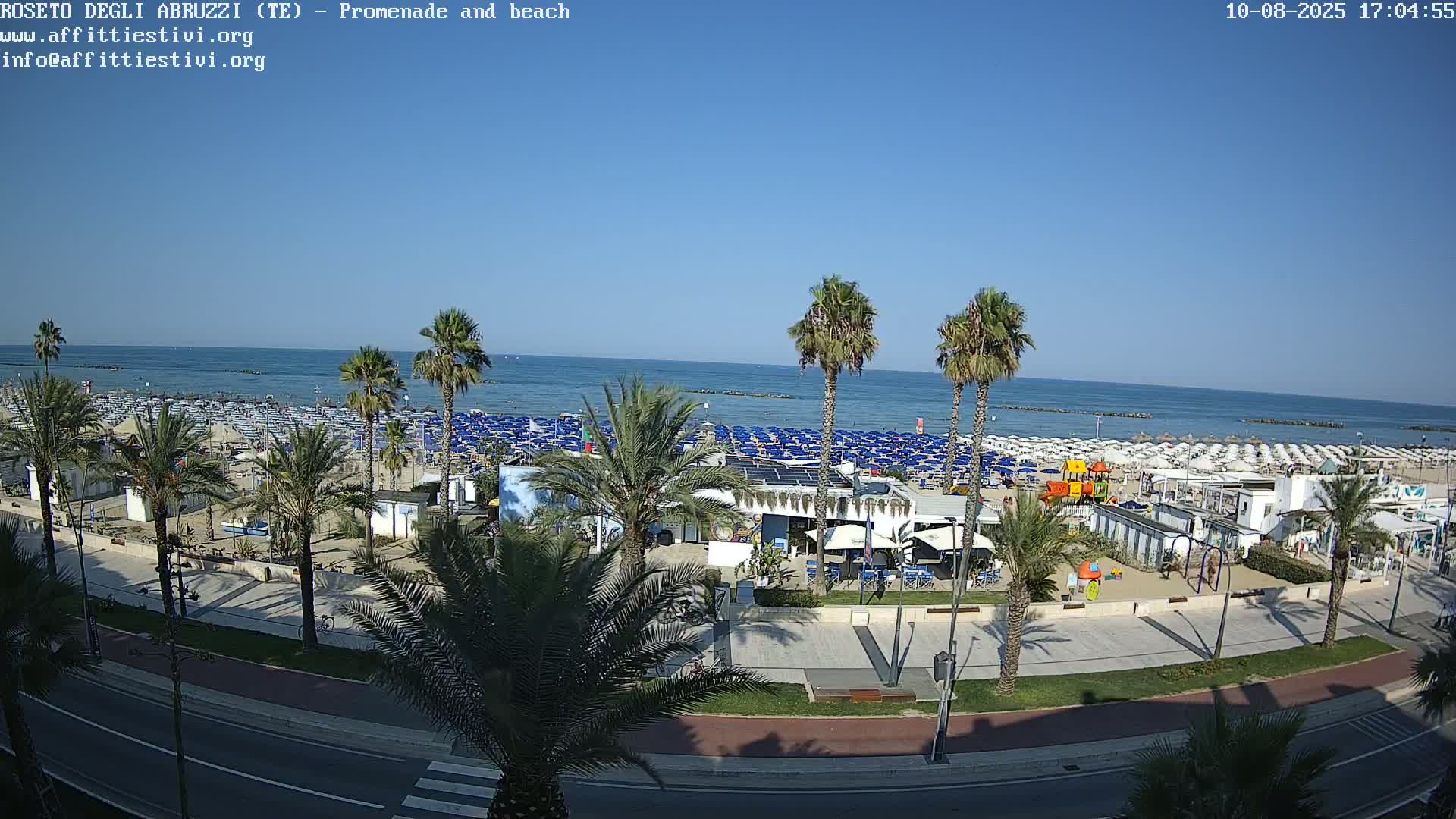 Roseto degli Abruzzi Beach Live Cam - Abruzzo, Italy