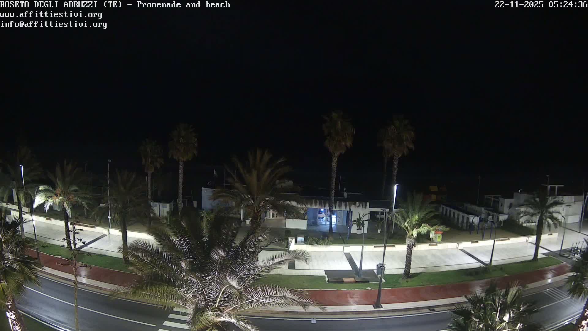 Roseto degli Abruzzi Beach Live Cam - Abruzzo, Italy