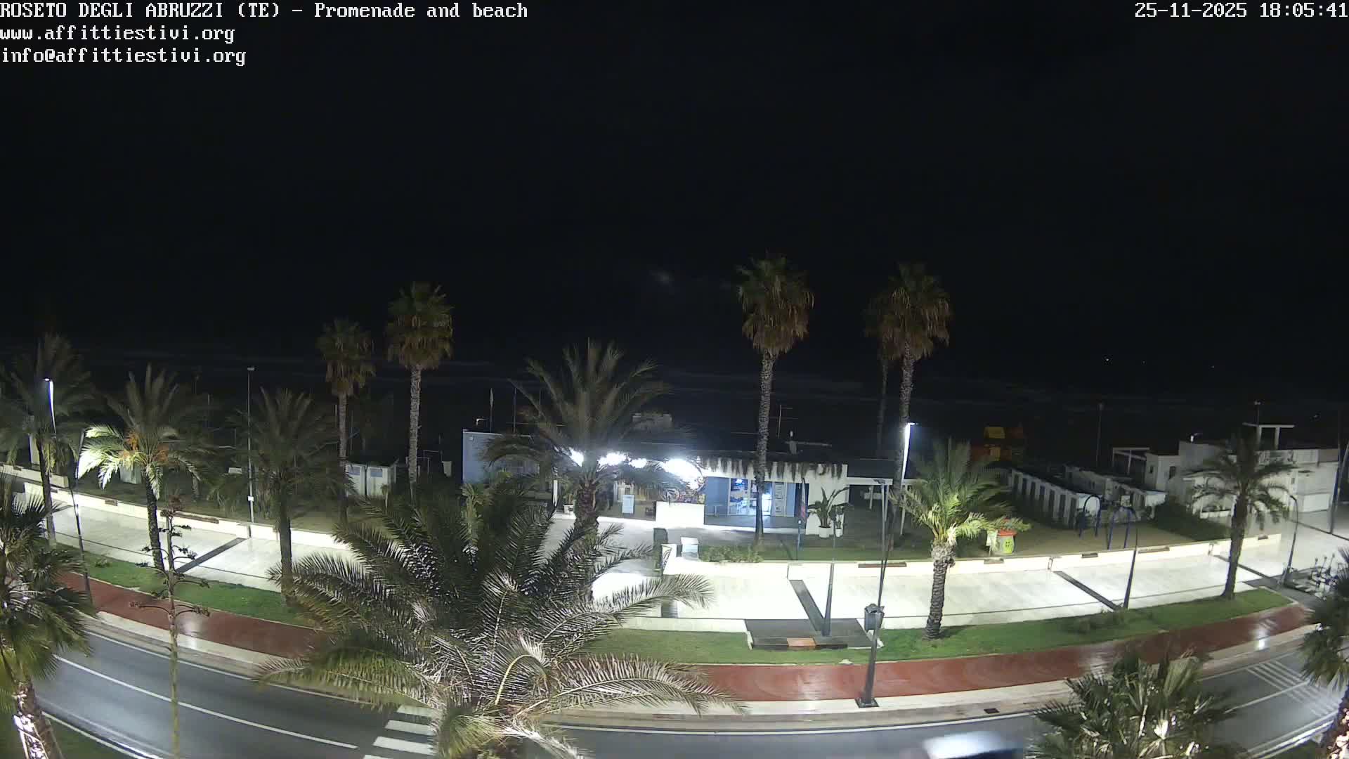 Roseto degli Abruzzi Beach Live Cam - Abruzzo, Italy