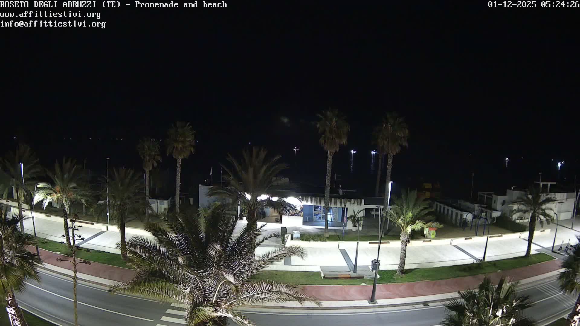 Roseto degli Abruzzi Beach Live Cam - Abruzzo, Italy