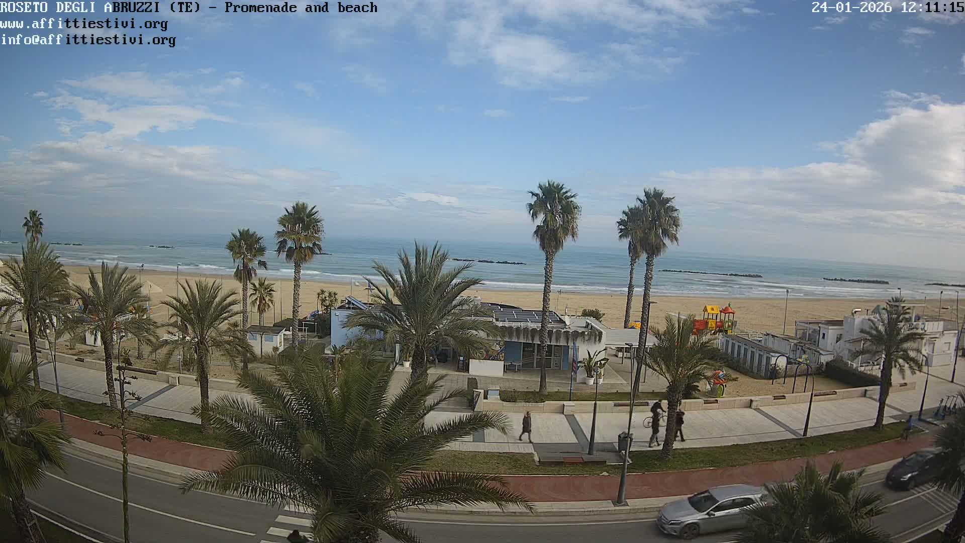 Roseto degli Abruzzi Beach Live Cam - Abruzzo, Italy
