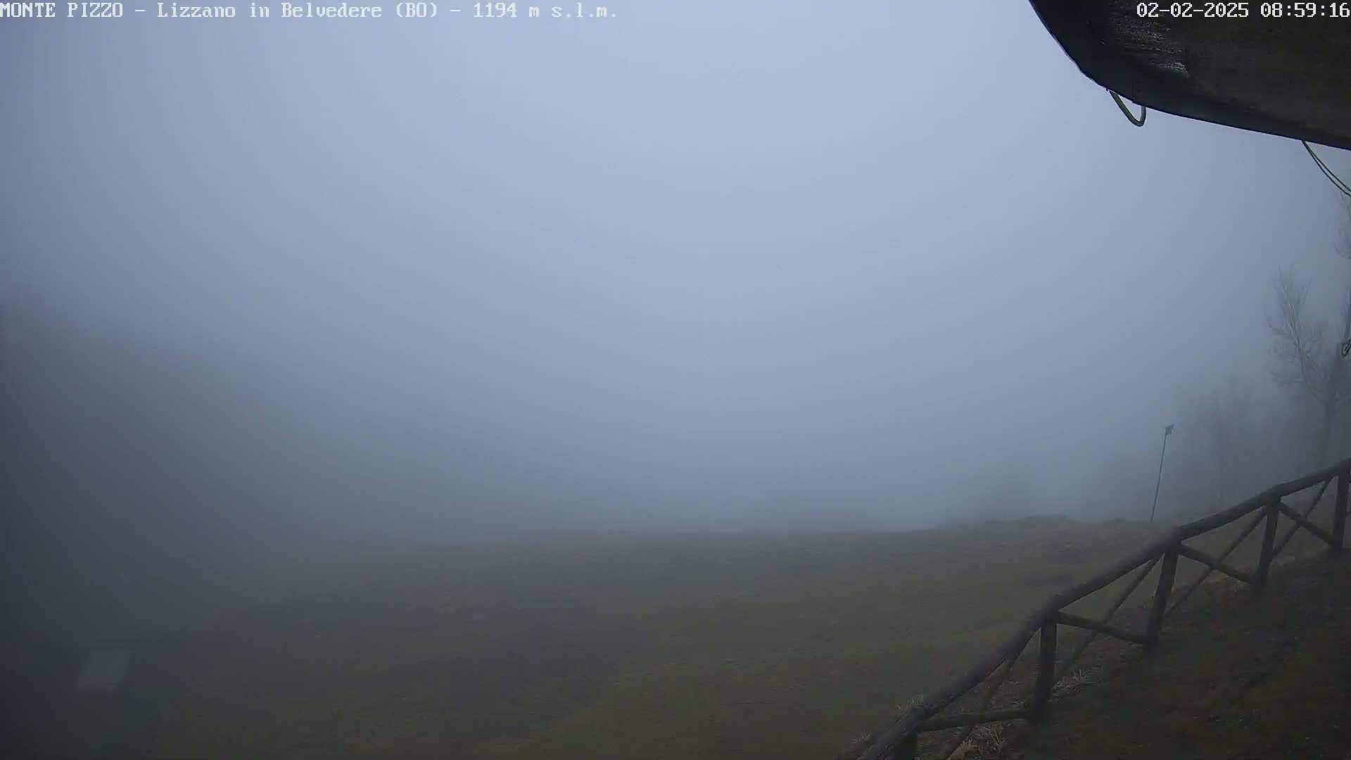 Parco Corno alle Scale, Mount Pizzo Paragliding Runway  Live Cam - Lizzano in Belvedere, Emilia-Romagna, Italy