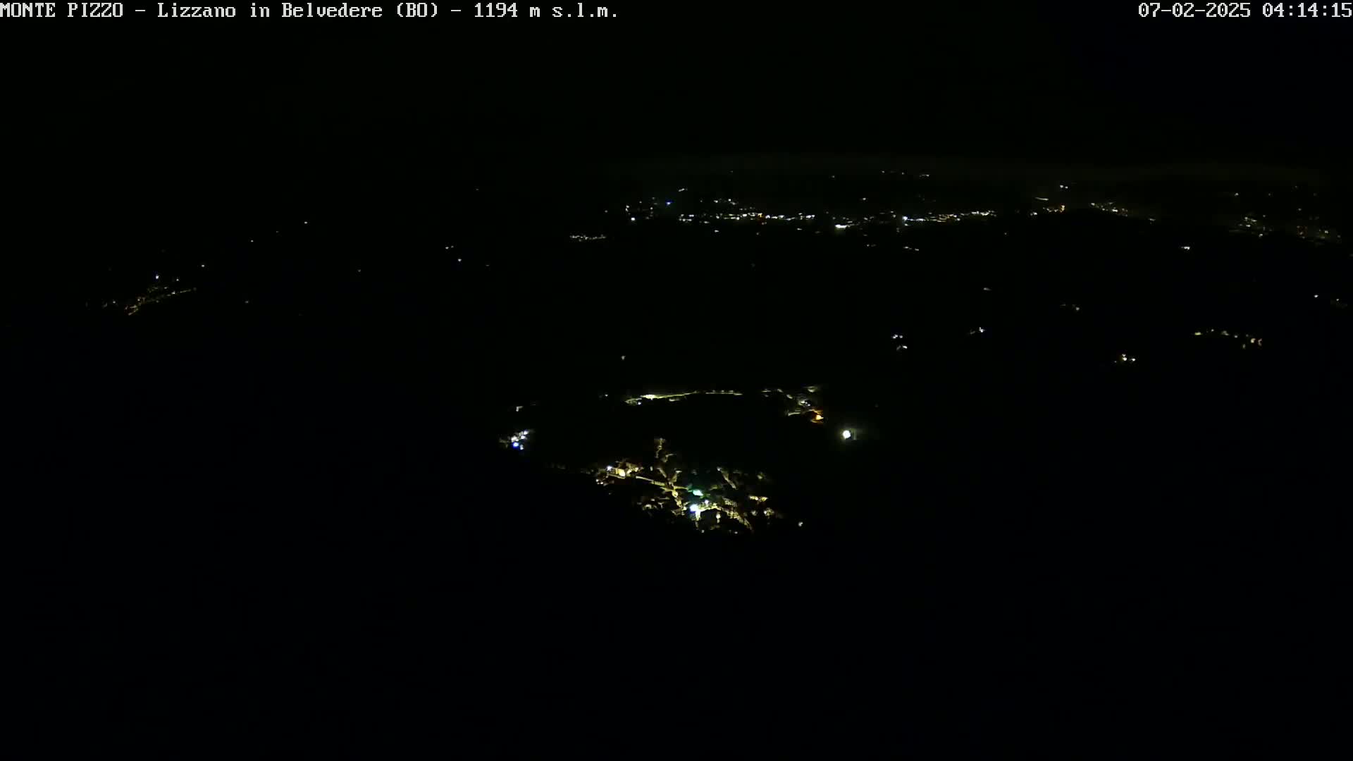 Parco Corno alle Scale, Mount Pizzo Paragliding Runway  Live Cam - Lizzano in Belvedere, Emilia-Romagna, Italy