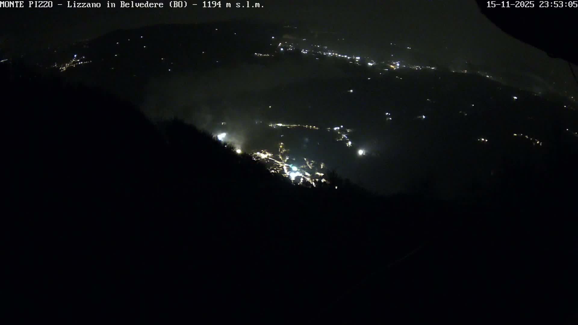 Parco Corno alle Scale, Mount Pizzo Paragliding Runway  Live Cam - Lizzano in Belvedere, Emilia-Romagna, Italy