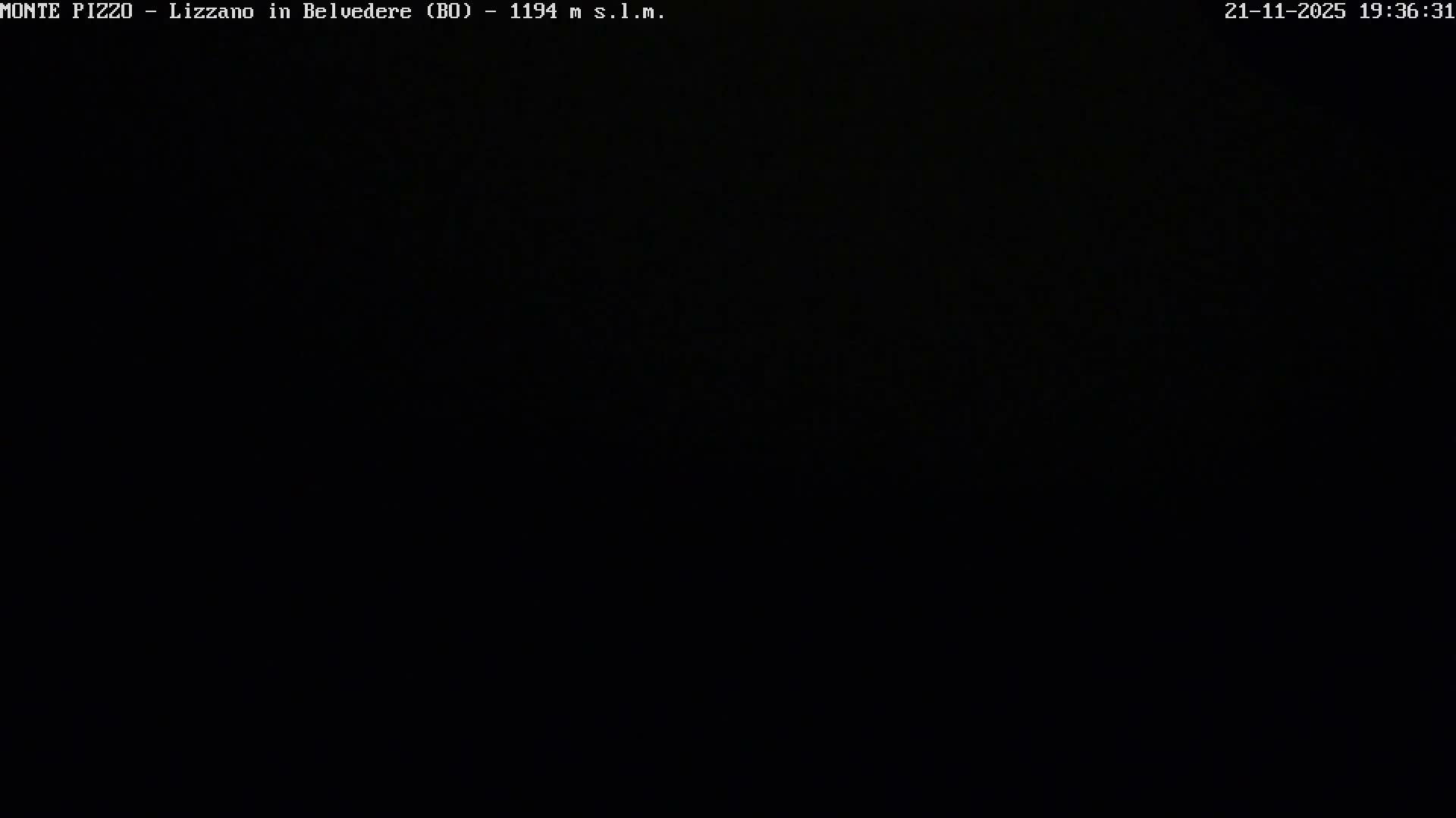 Parco Corno alle Scale, Mount Pizzo Paragliding Runway  Live Cam - Lizzano in Belvedere, Emilia-Romagna, Italy