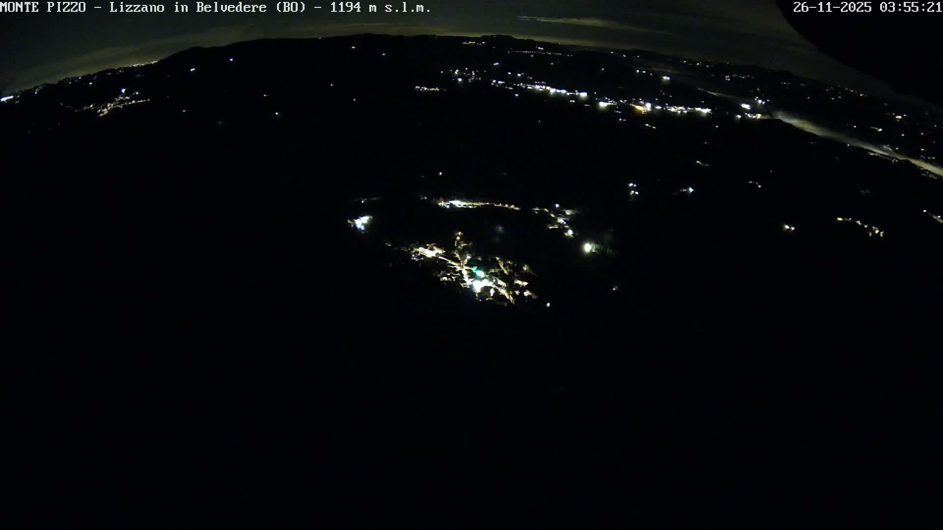 Parco Corno alle Scale, Mount Pizzo Paragliding Runway  Live Cam - Lizzano in Belvedere, Emilia-Romagna, Italy