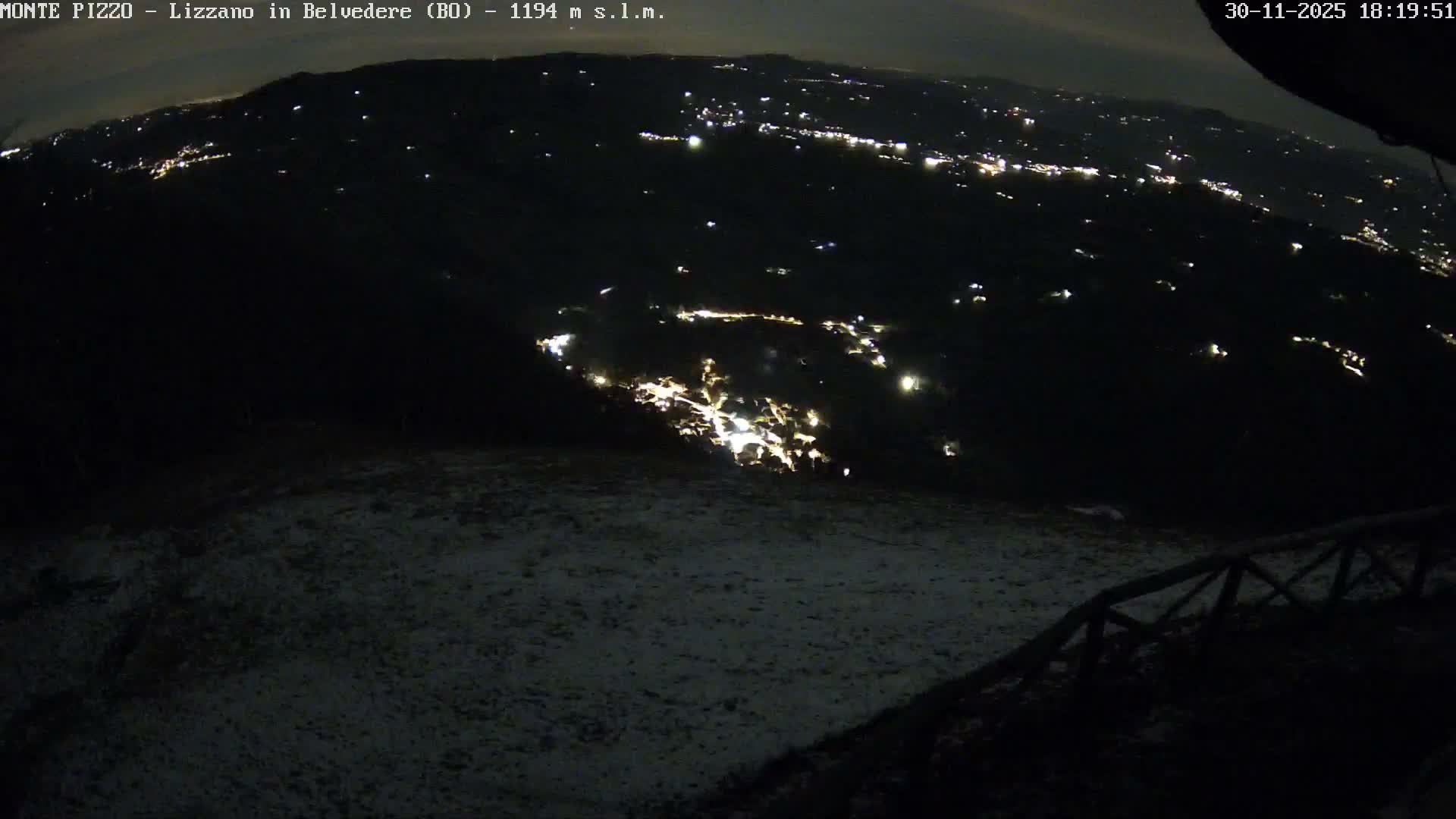 Parco Corno alle Scale, Mount Pizzo Paragliding Runway  Live Cam - Lizzano in Belvedere, Emilia-Romagna, Italy