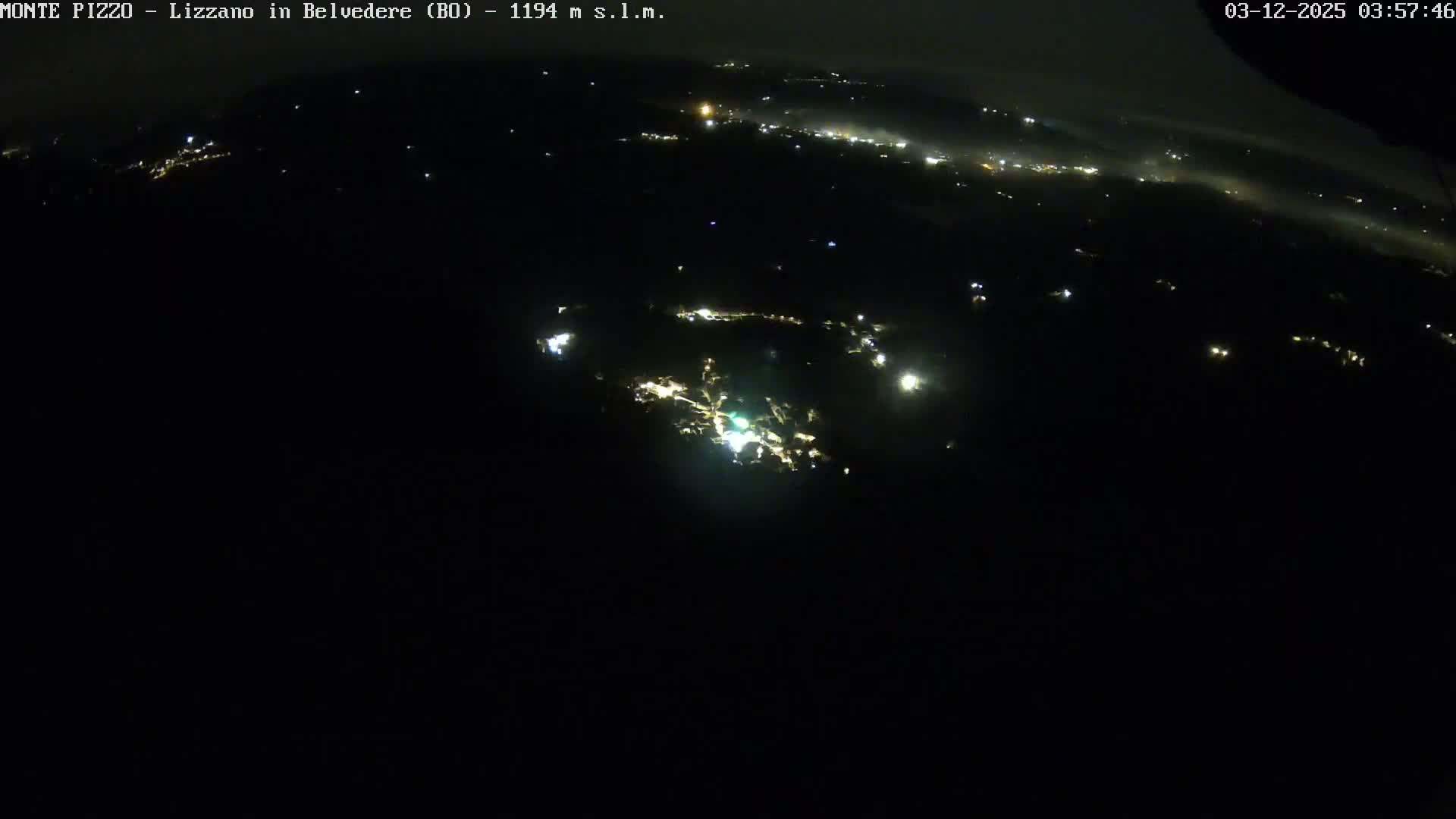 Parco Corno alle Scale, Mount Pizzo Paragliding Runway  Live Cam - Lizzano in Belvedere, Emilia-Romagna, Italy