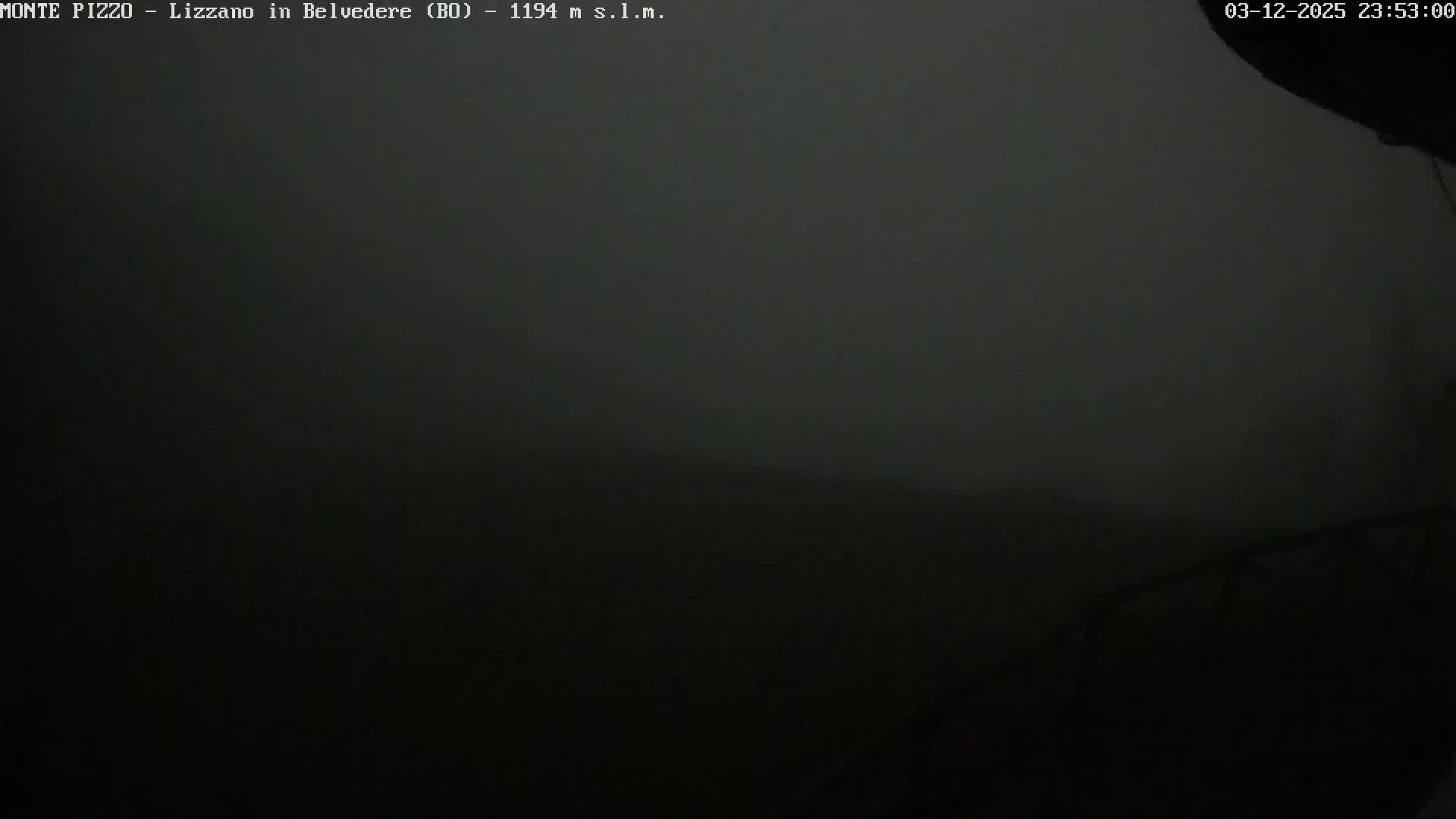 Parco Corno alle Scale, Mount Pizzo Paragliding Runway  Live Cam - Lizzano in Belvedere, Emilia-Romagna, Italy