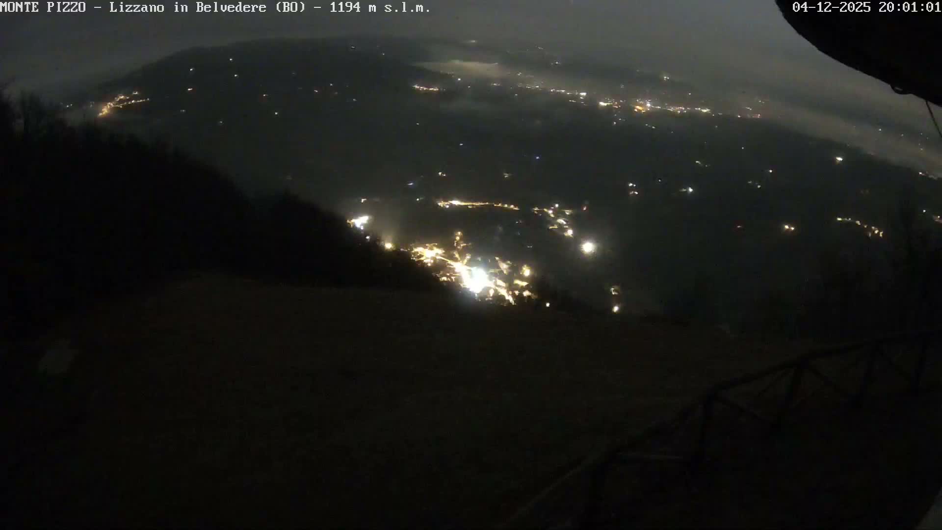 Parco Corno alle Scale, Mount Pizzo Paragliding Runway  Live Cam - Lizzano in Belvedere, Emilia-Romagna, Italy