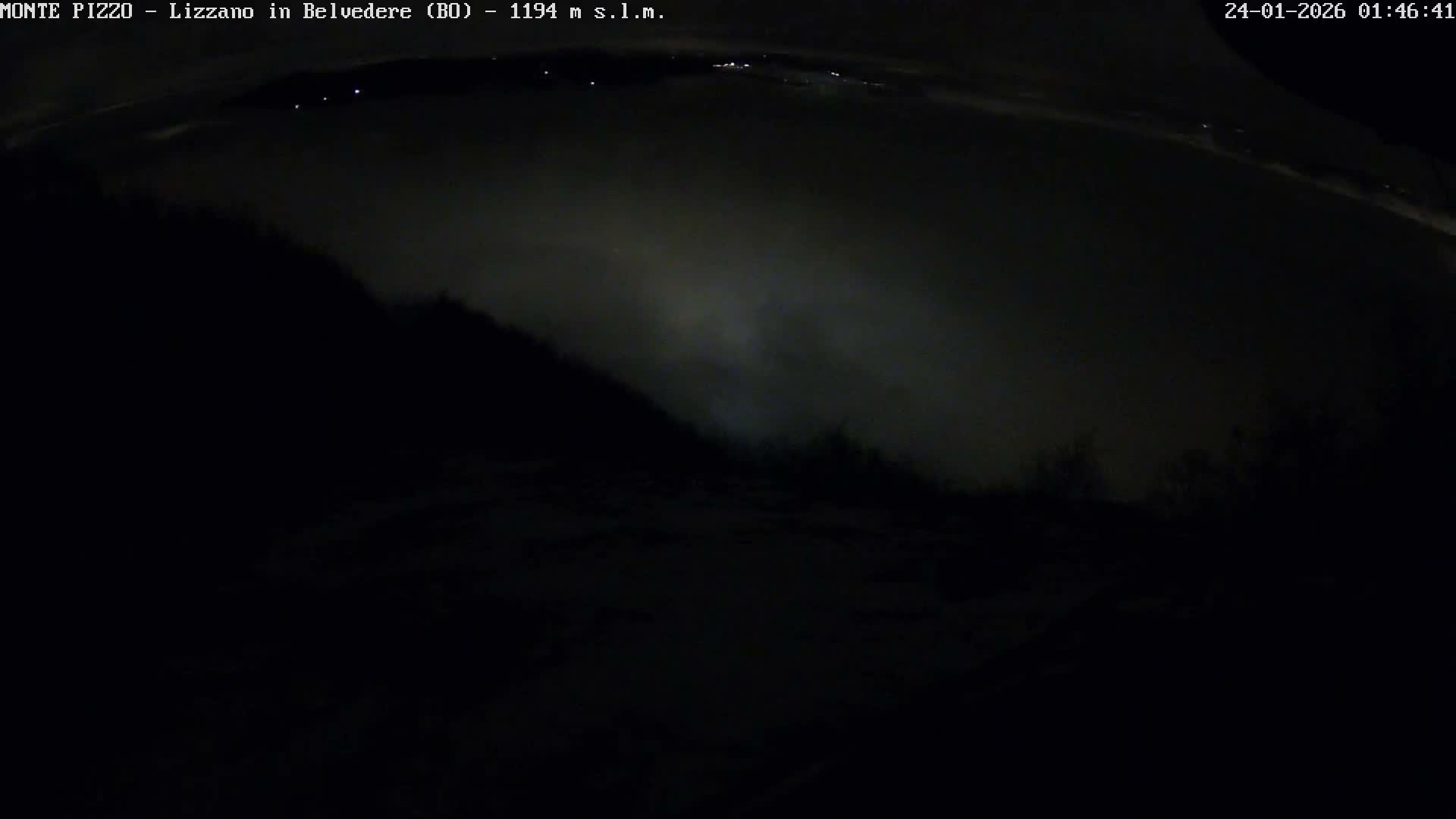 Parco Corno alle Scale, Mount Pizzo Paragliding Runway  Live Cam - Lizzano in Belvedere, Emilia-Romagna, Italy