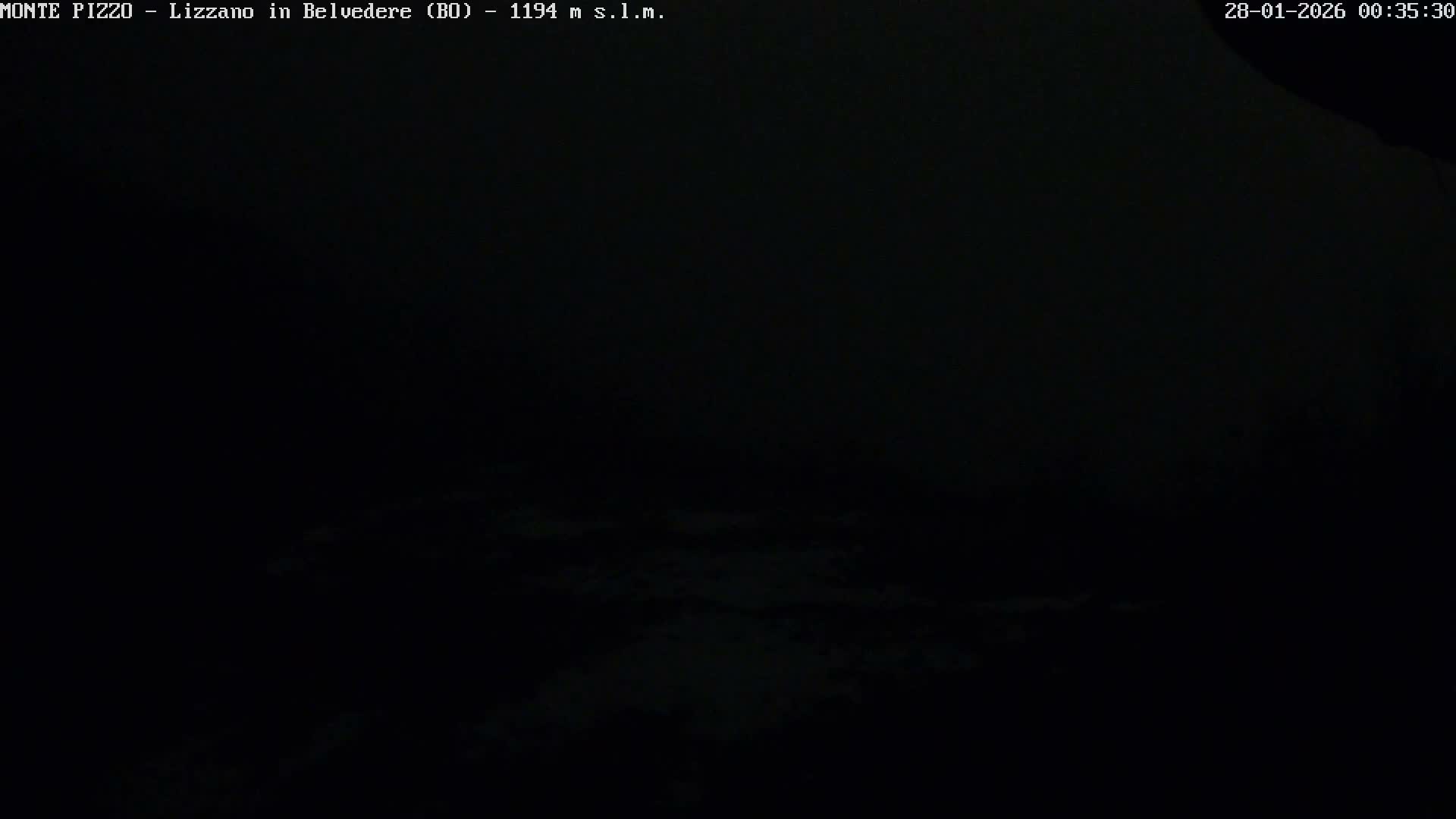 Parco Corno alle Scale, Mount Pizzo Paragliding Runway  Live Cam - Lizzano in Belvedere, Emilia-Romagna, Italy