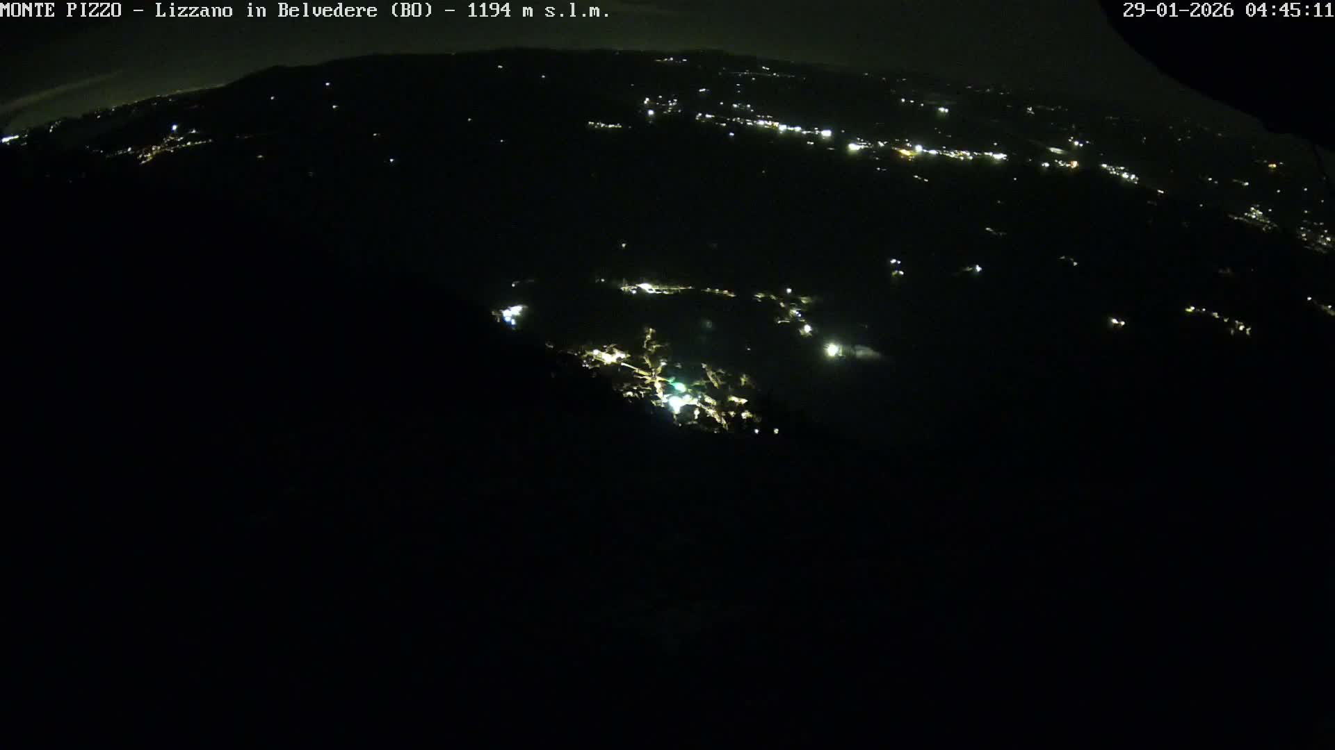 Parco Corno alle Scale, Mount Pizzo Paragliding Runway  Live Cam - Lizzano in Belvedere, Emilia-Romagna, Italy