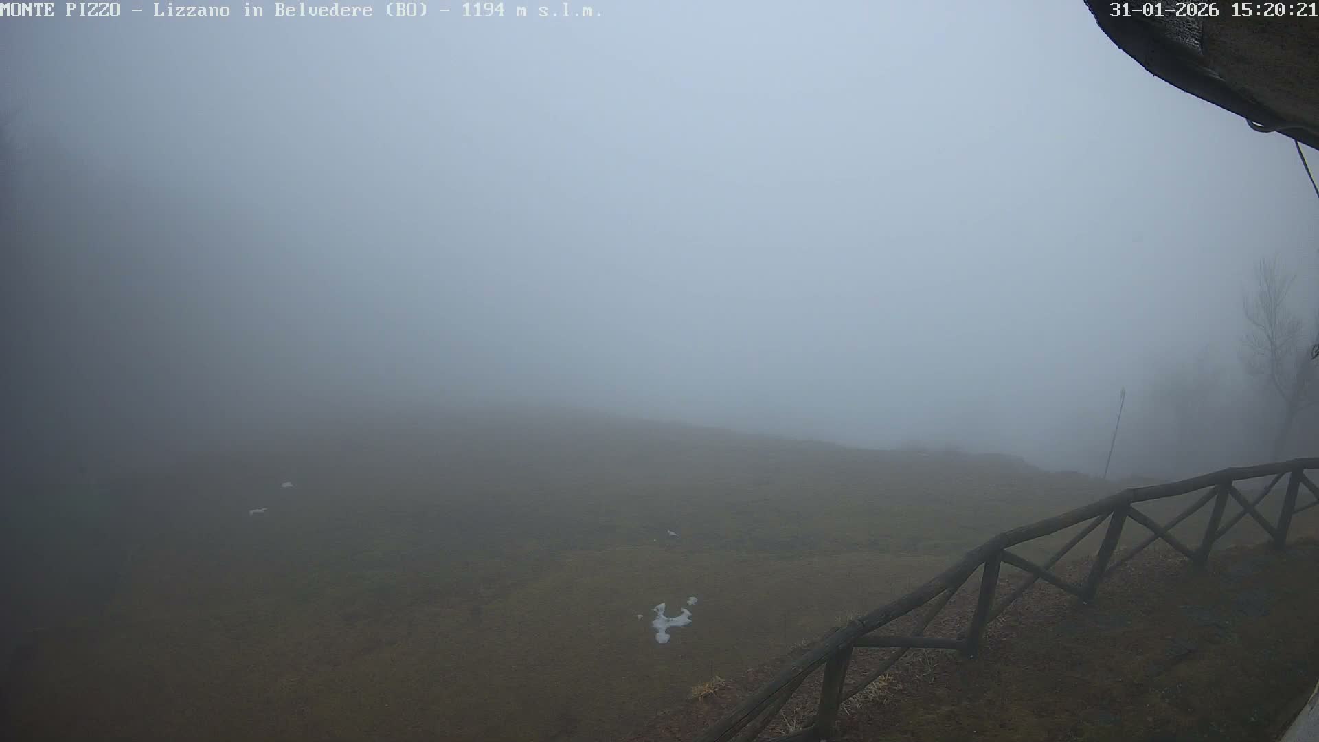 Parco Corno alle Scale, Mount Pizzo Paragliding Runway  Live Cam - Lizzano in Belvedere, Emilia-Romagna, Italy