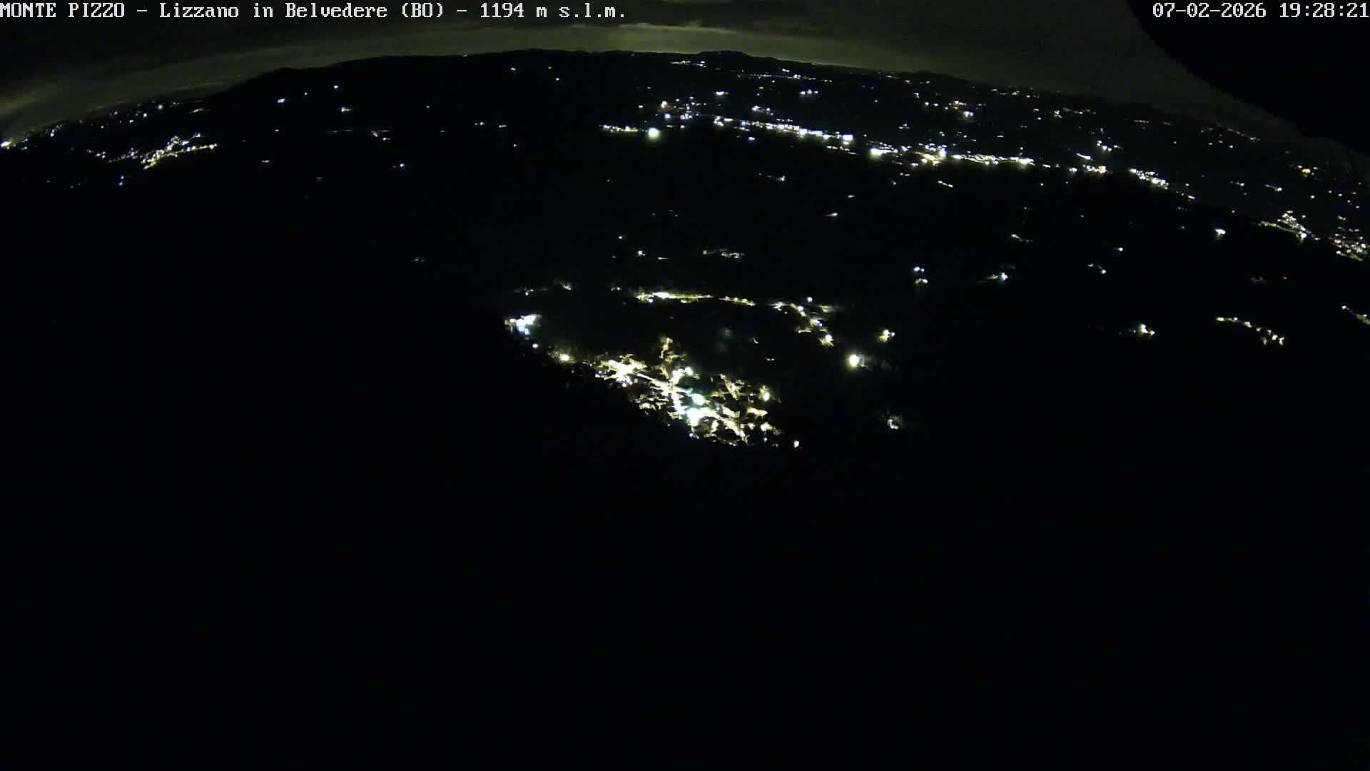 Parco Corno alle Scale, Mount Pizzo Paragliding Runway  Live Cam - Lizzano in Belvedere, Emilia-Romagna, Italy