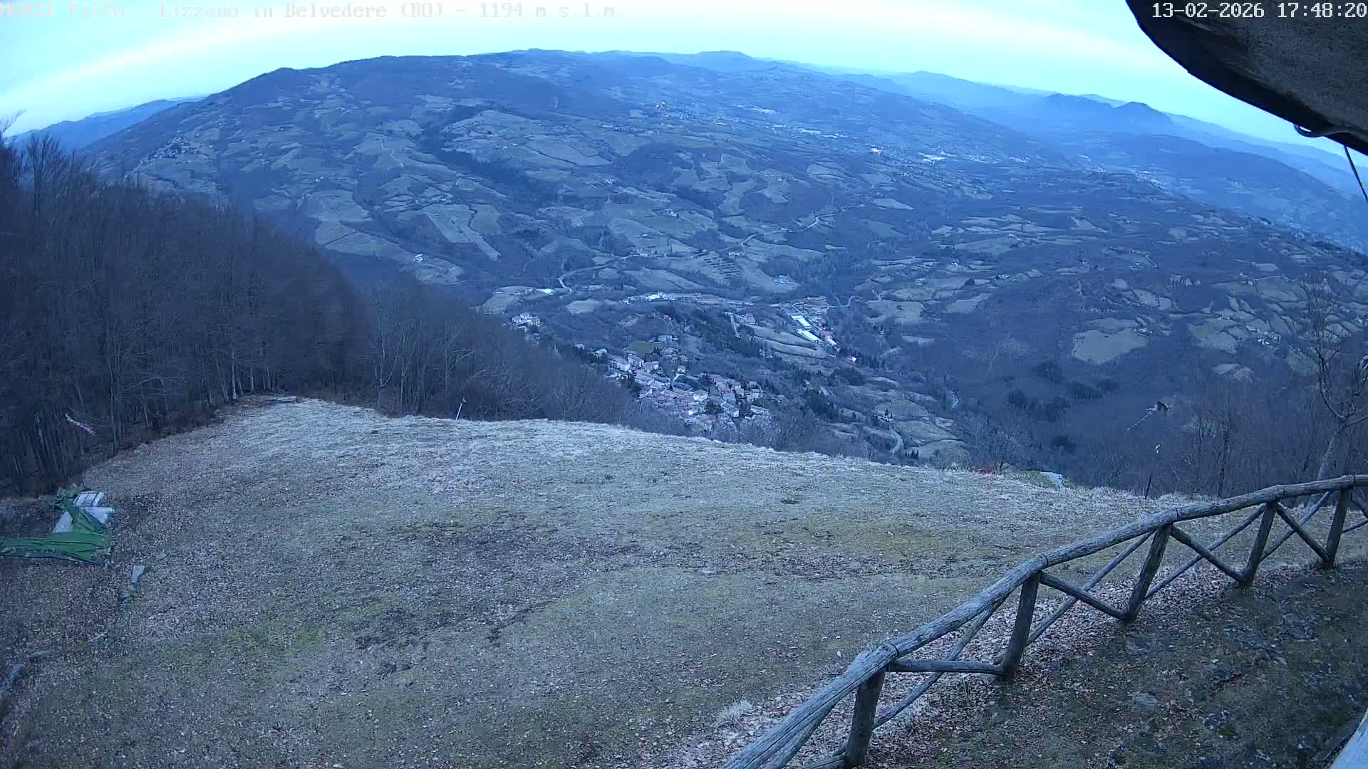 Parco Corno alle Scale, Mount Pizzo Paragliding Runway  Live Cam - Lizzano in Belvedere, Emilia-Romagna, Italy