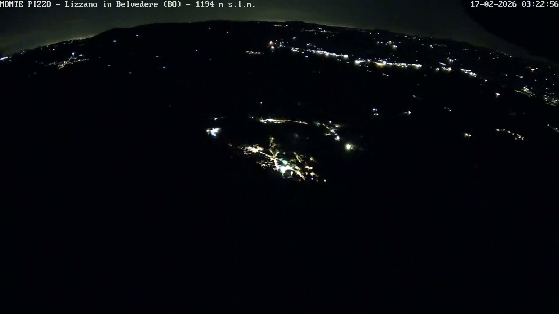 Parco Corno alle Scale, Mount Pizzo Paragliding Runway  Live Cam - Lizzano in Belvedere, Emilia-Romagna, Italy