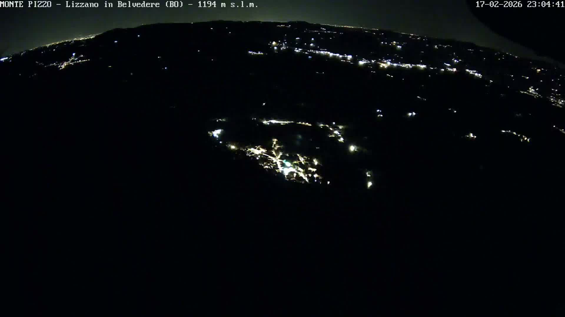 Parco Corno alle Scale, Mount Pizzo Paragliding Runway  Live Cam - Lizzano in Belvedere, Emilia-Romagna, Italy